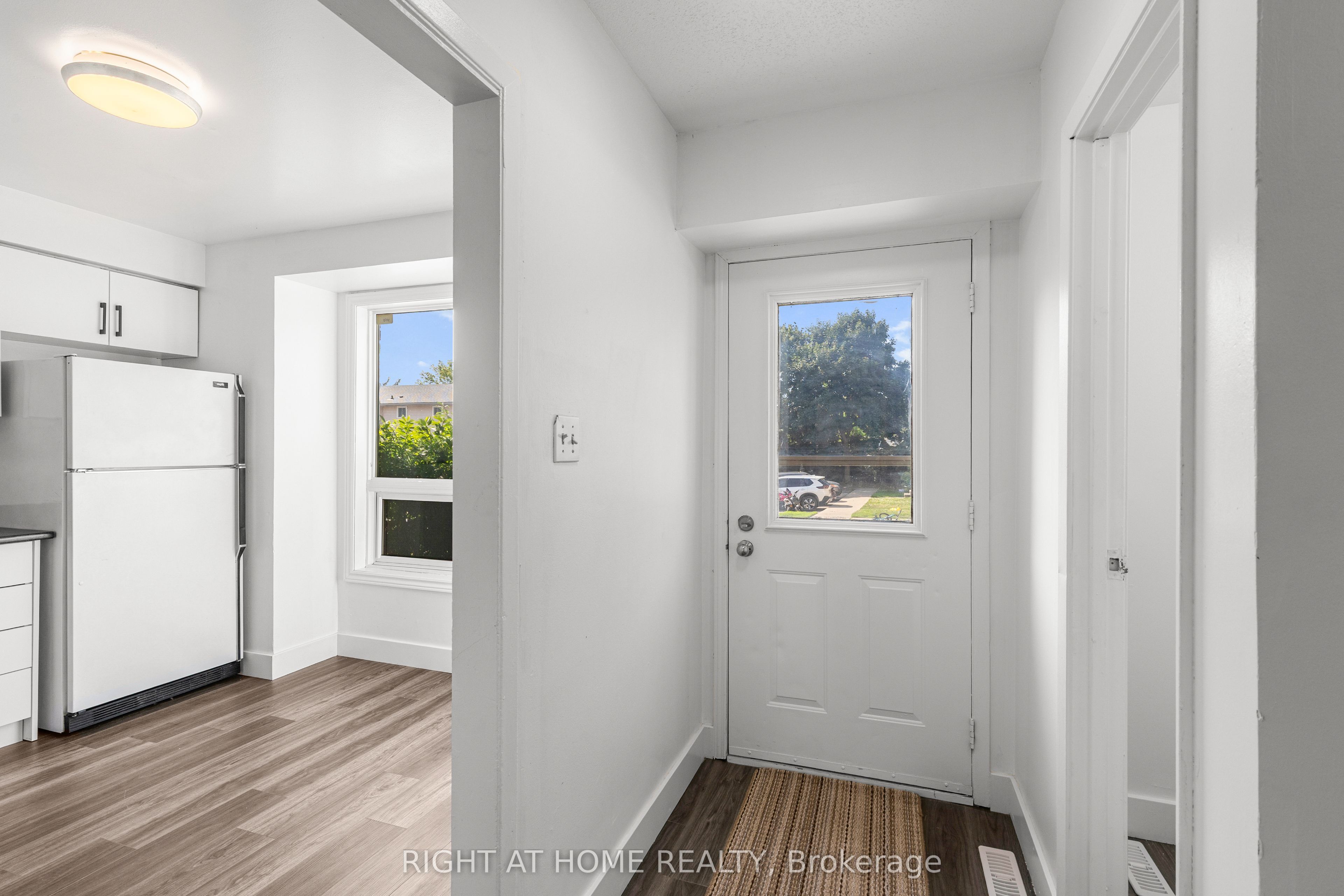 550 Second Street 59 Property Photo 4