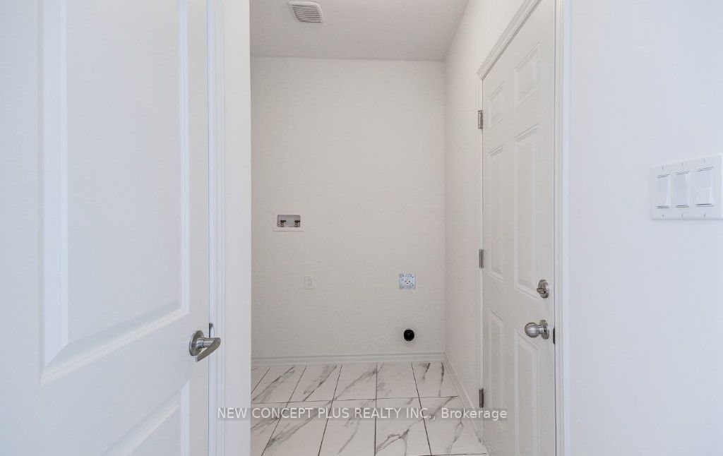 1042 Denton Drive Property Photo 18