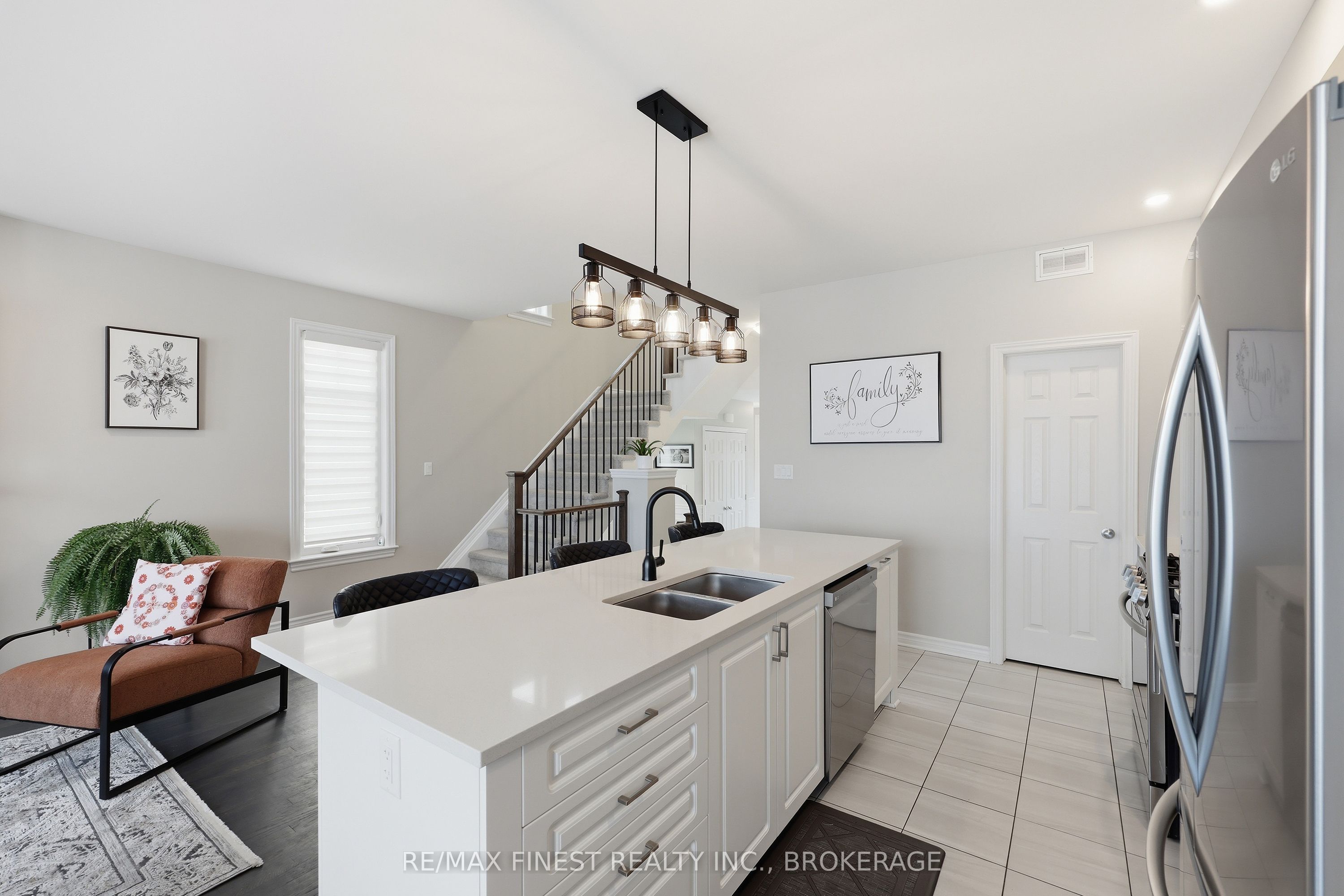 1689 Tenley Drive Property Photo 13