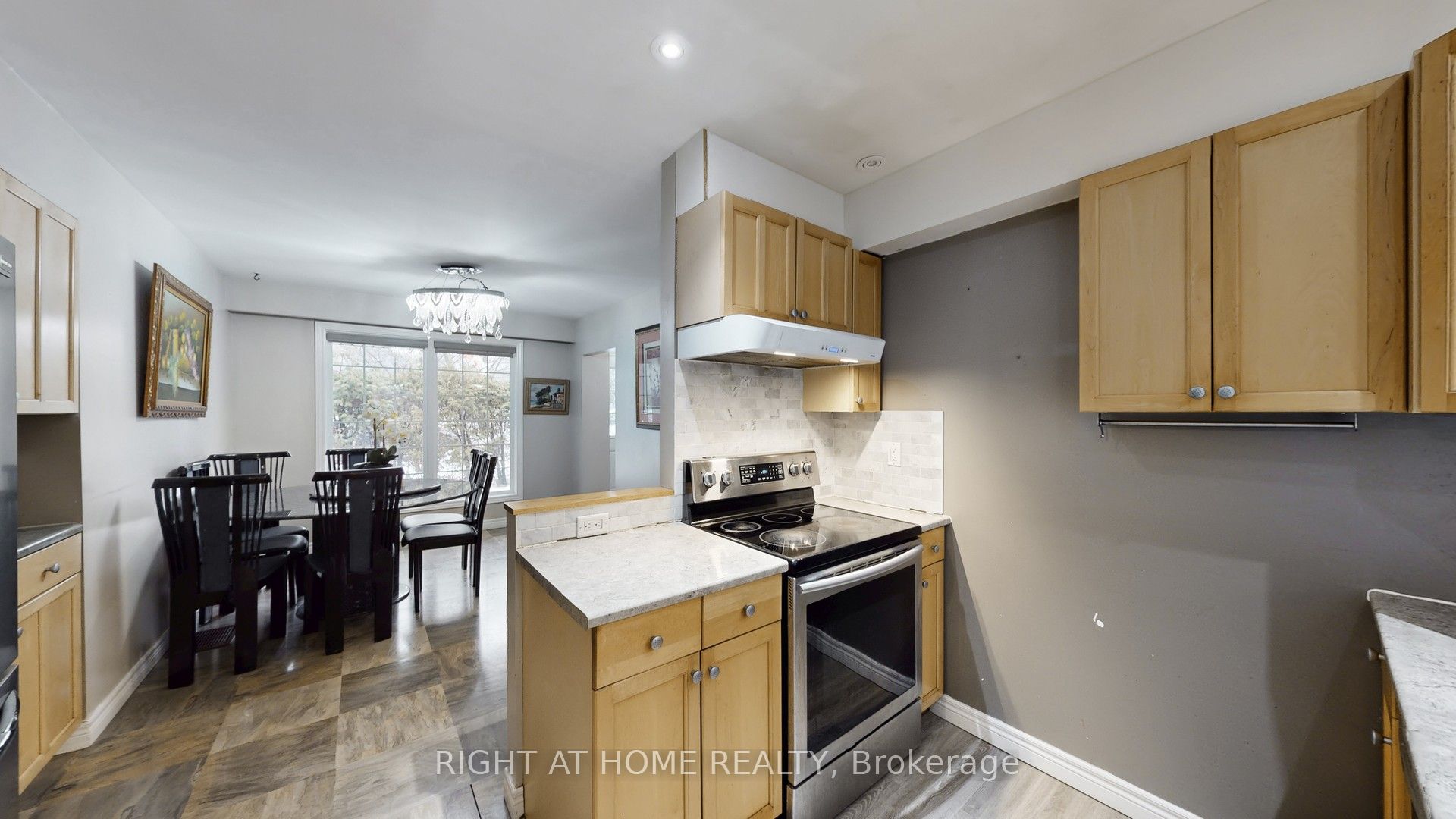 301 Garner Road E Property Photo 12
