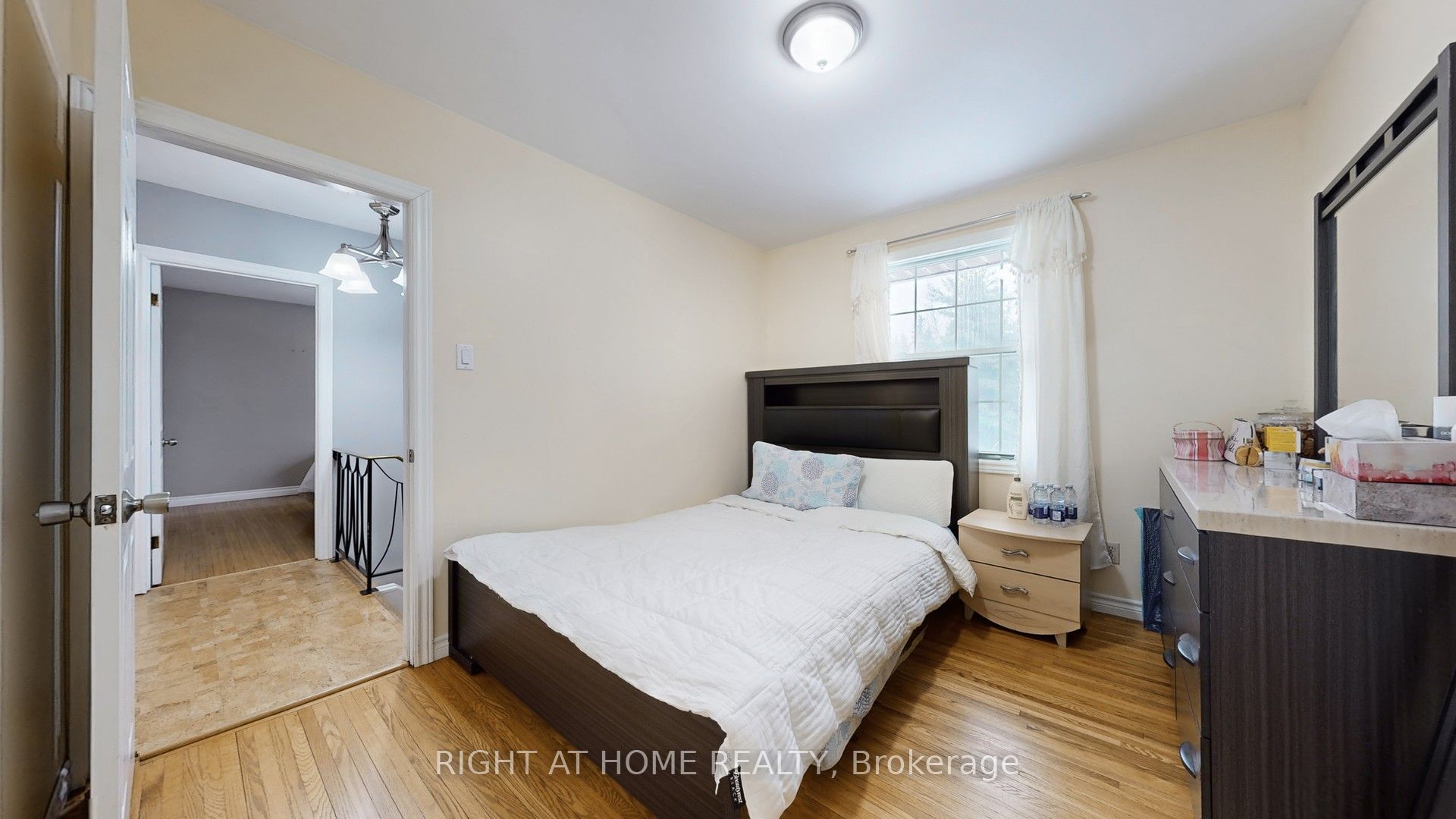 301 Garner Road E Property Photo 31