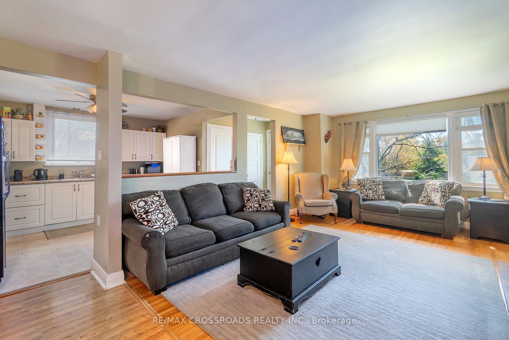 16 Hamilton Avenue Property Photo 9