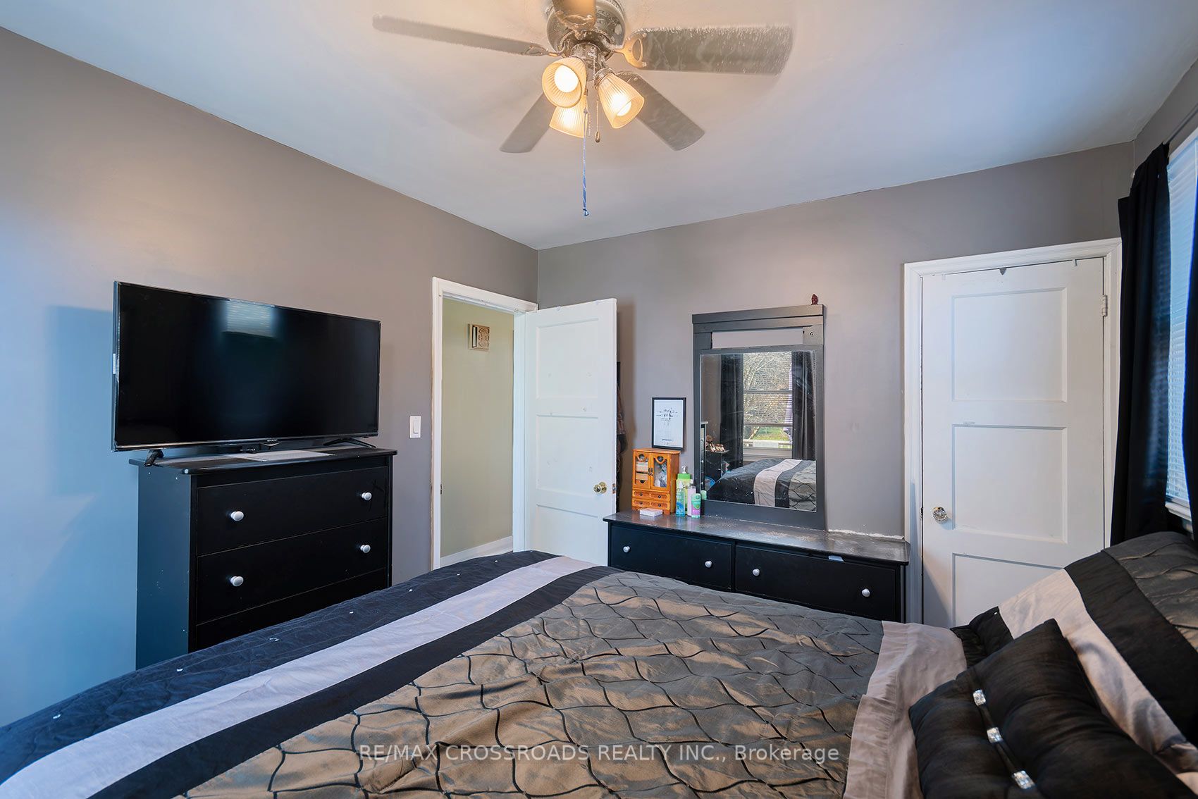 16 Hamilton Avenue Property Photo 15