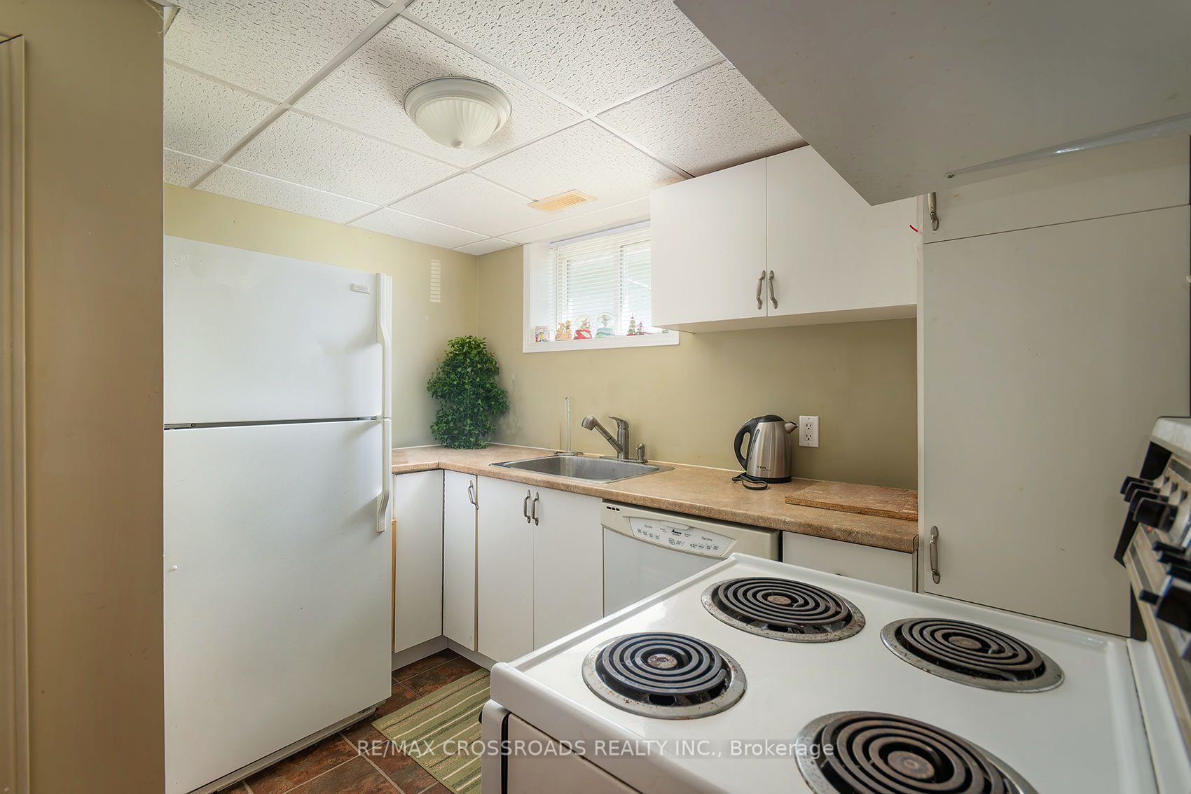 16 Hamilton Avenue Property Photo 26