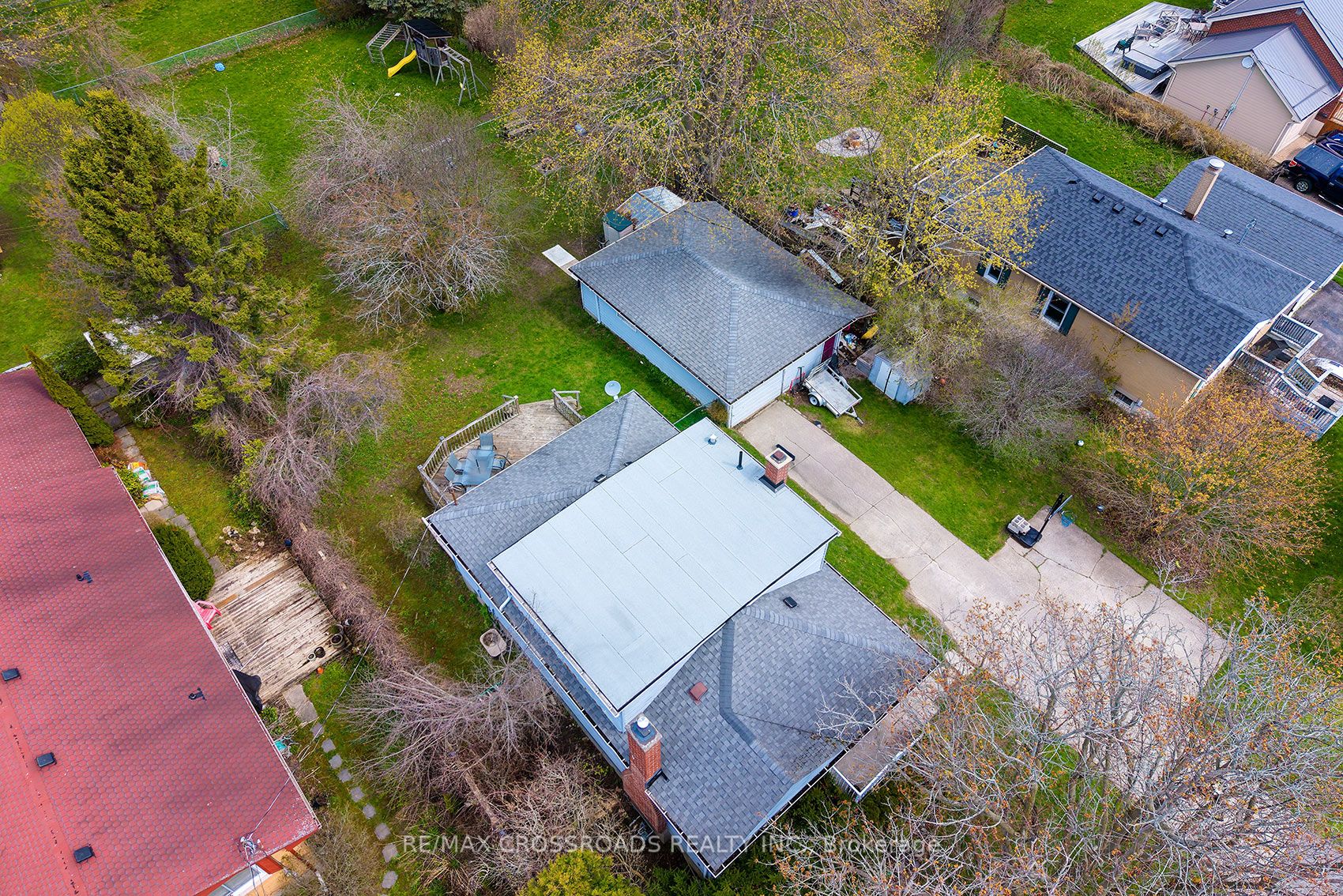 16 Hamilton Avenue Property Photo 34