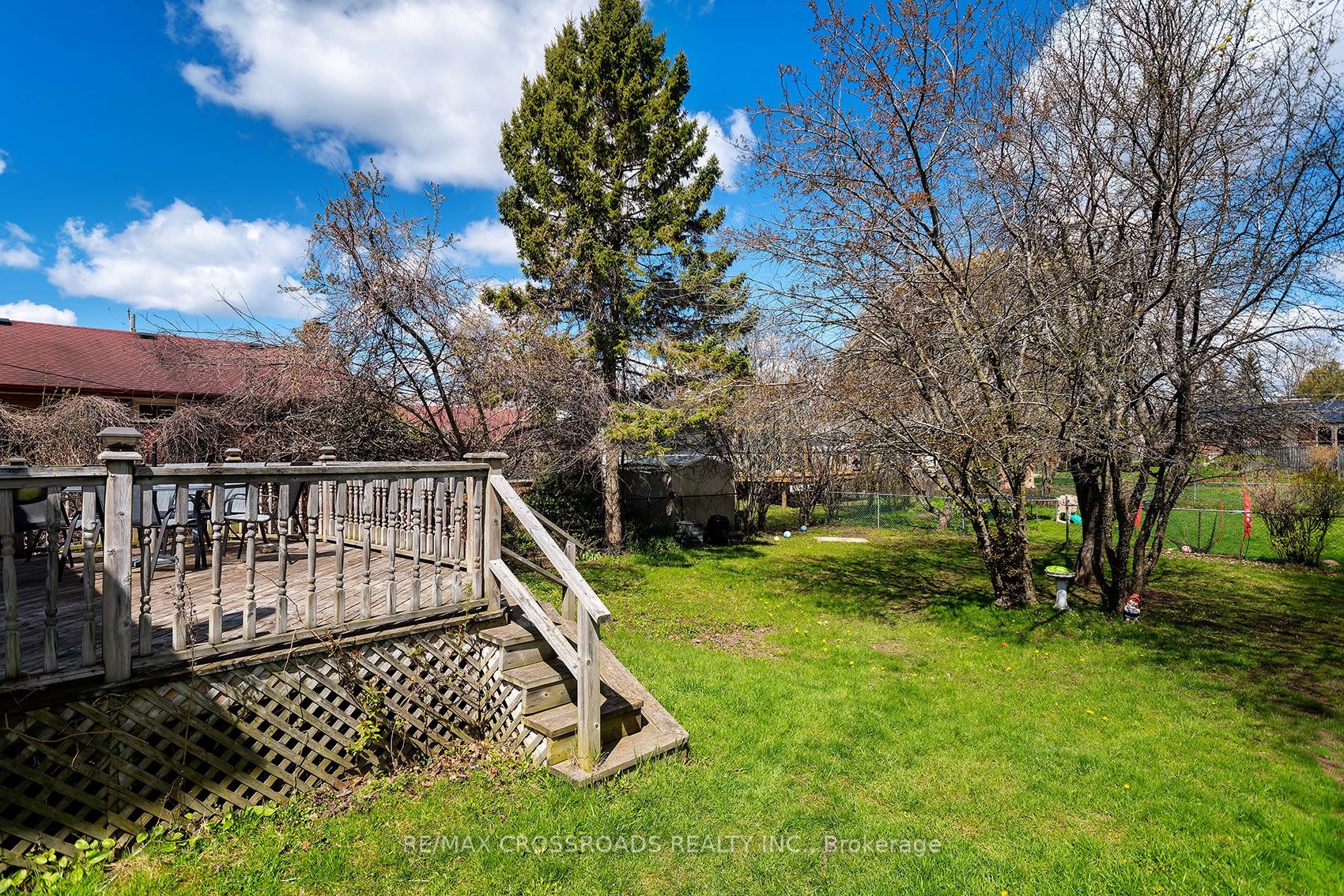 16 Hamilton Avenue Property Photo 35