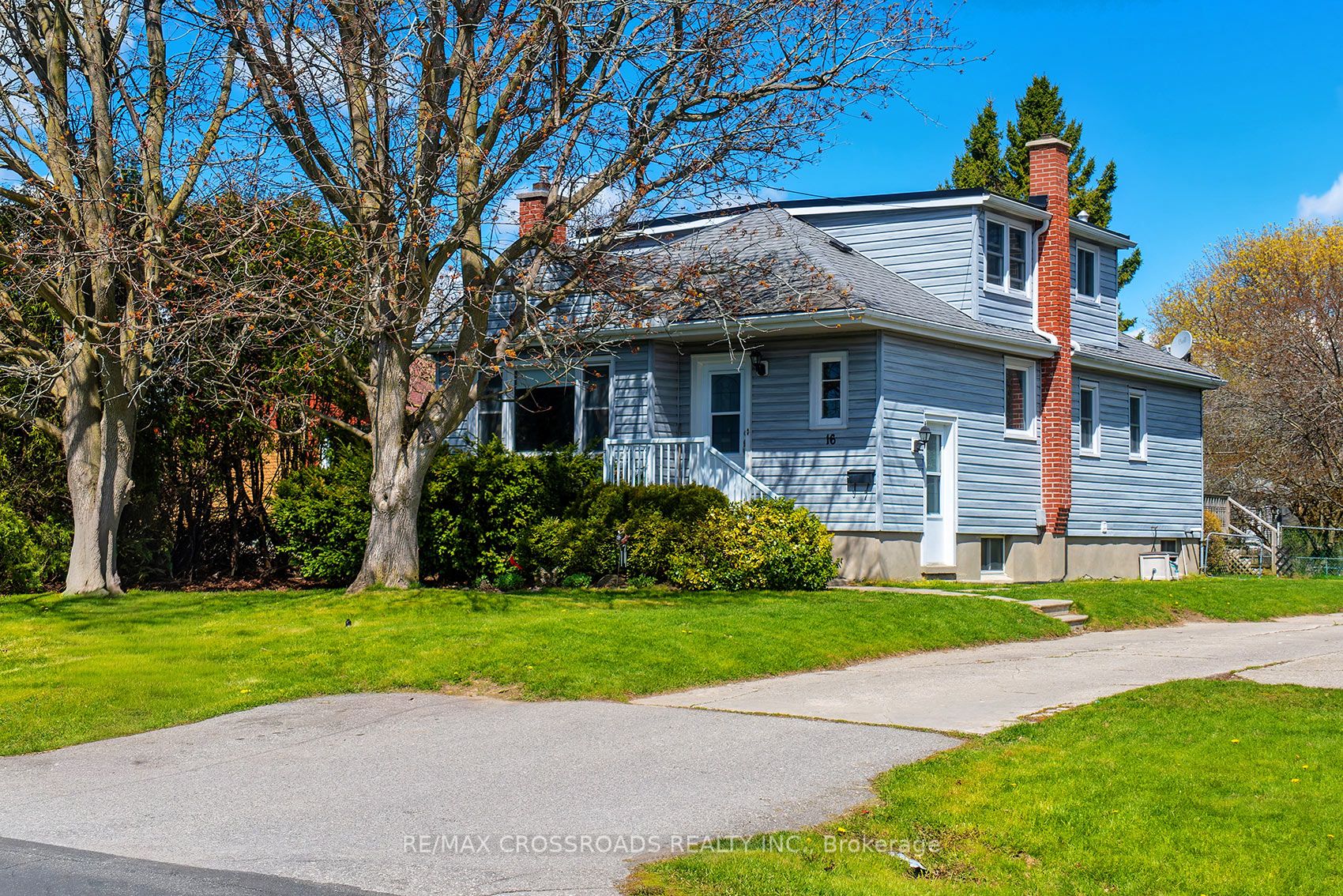 16 Hamilton Avenue Property Photo 42