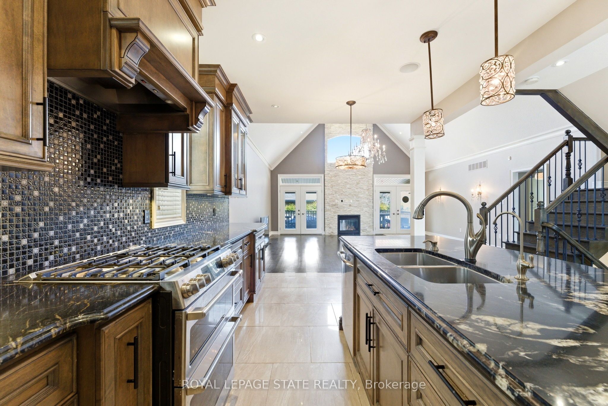 85 Hillcroft Drive Property Photo 19