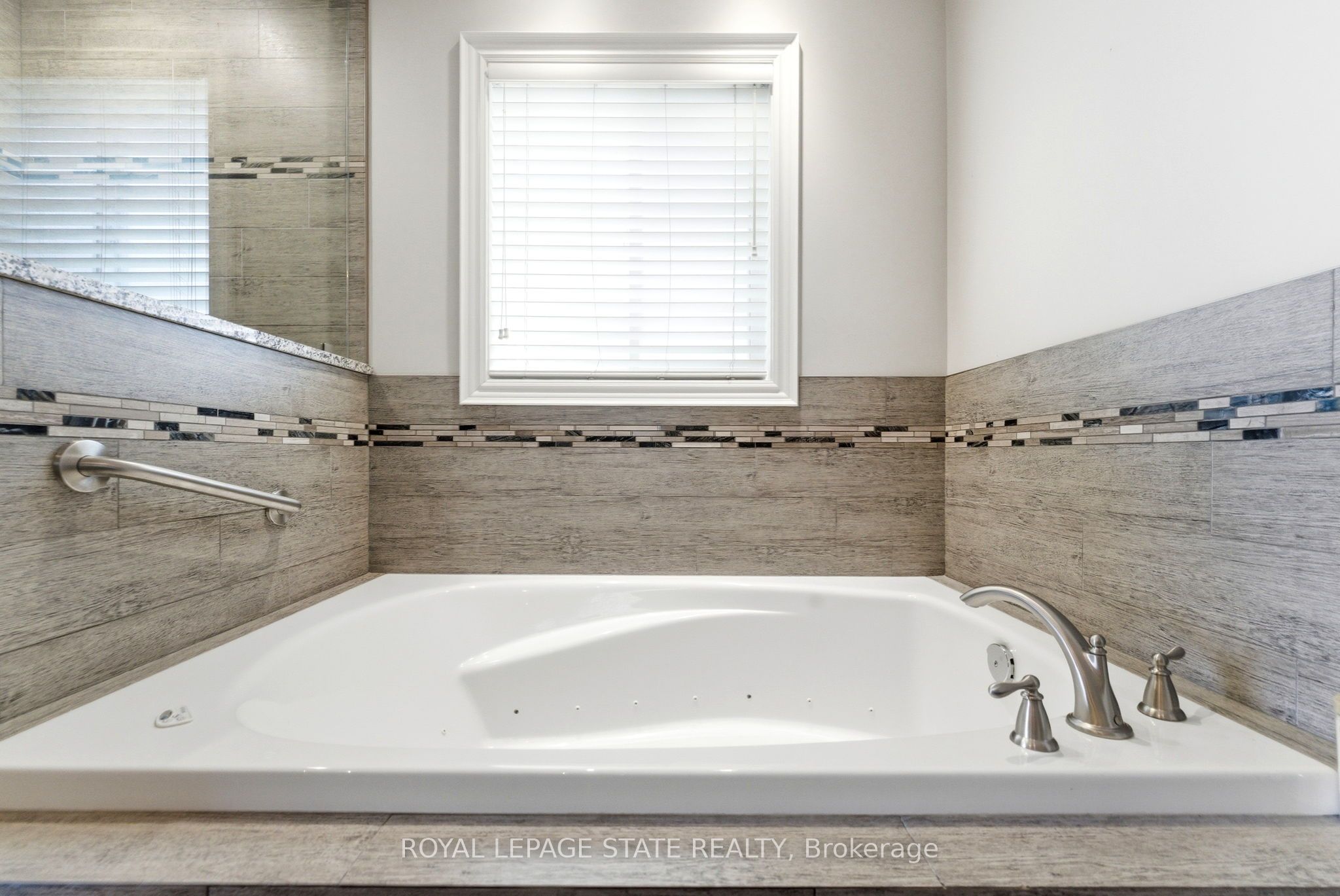 85 Hillcroft Drive Property Photo 35