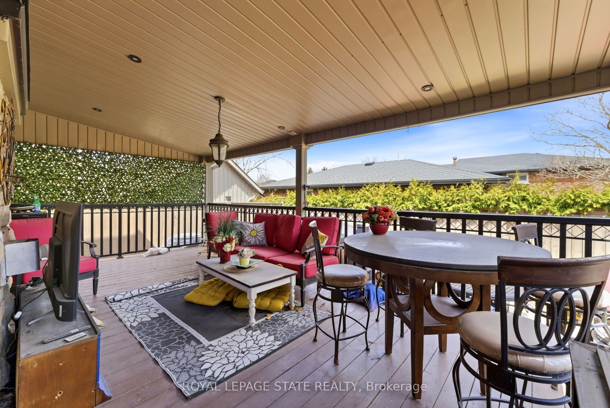85 Hillcroft Drive Property Photo 42