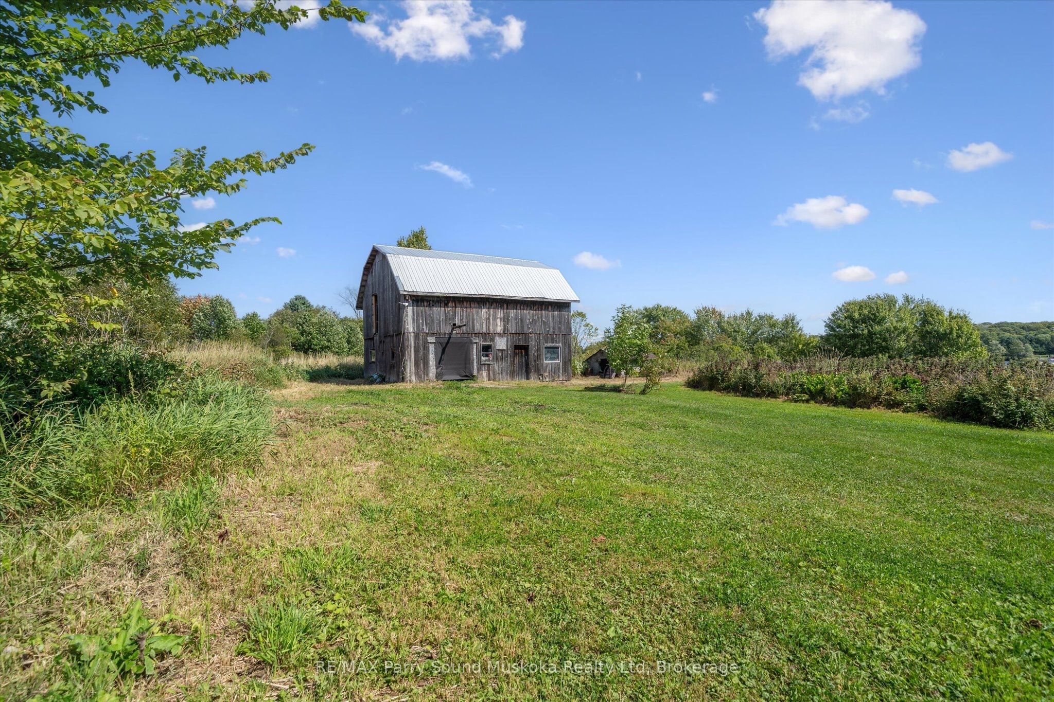 39 Hardies Road Property Photo 44