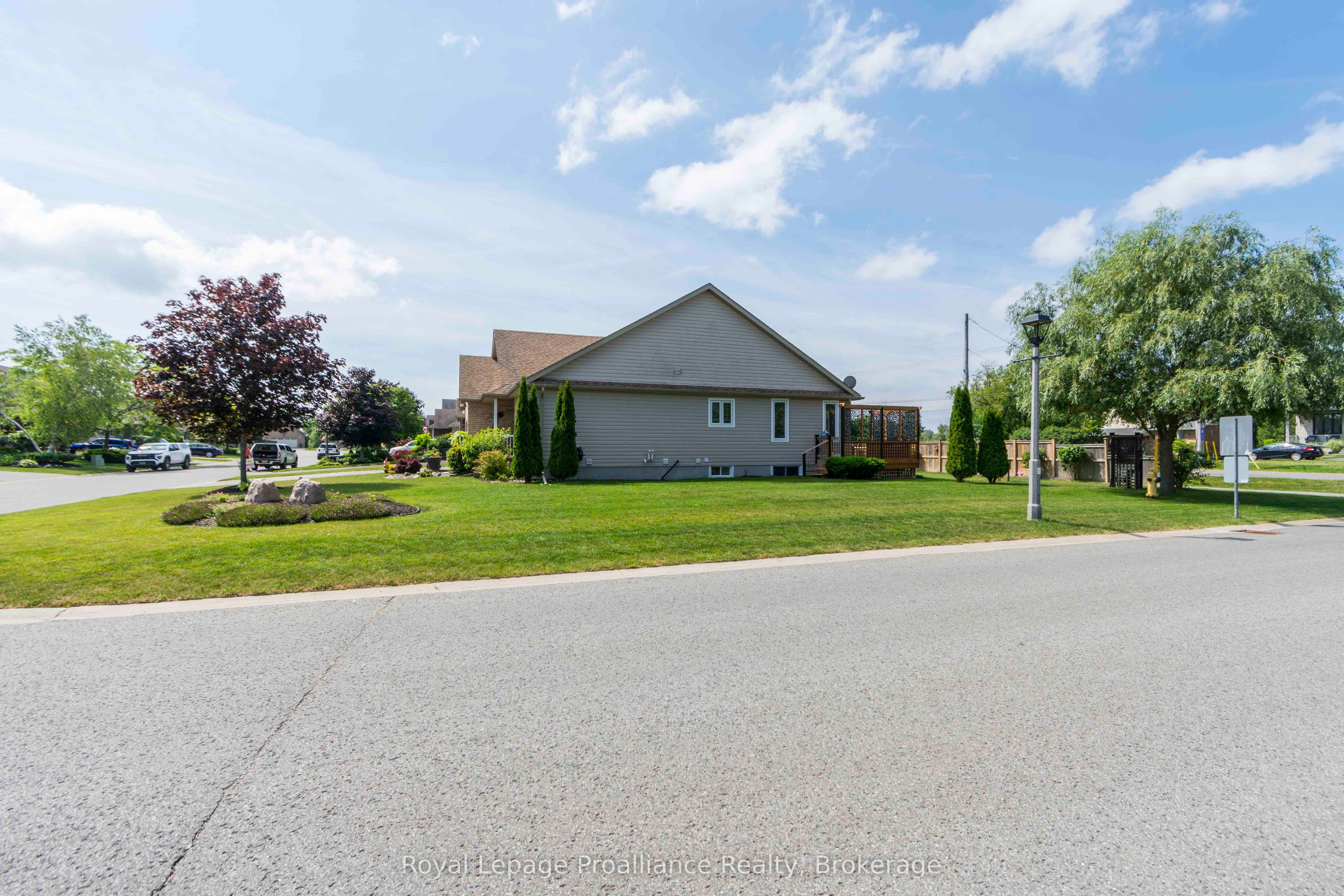 48 Ward Drive Property Photo 4