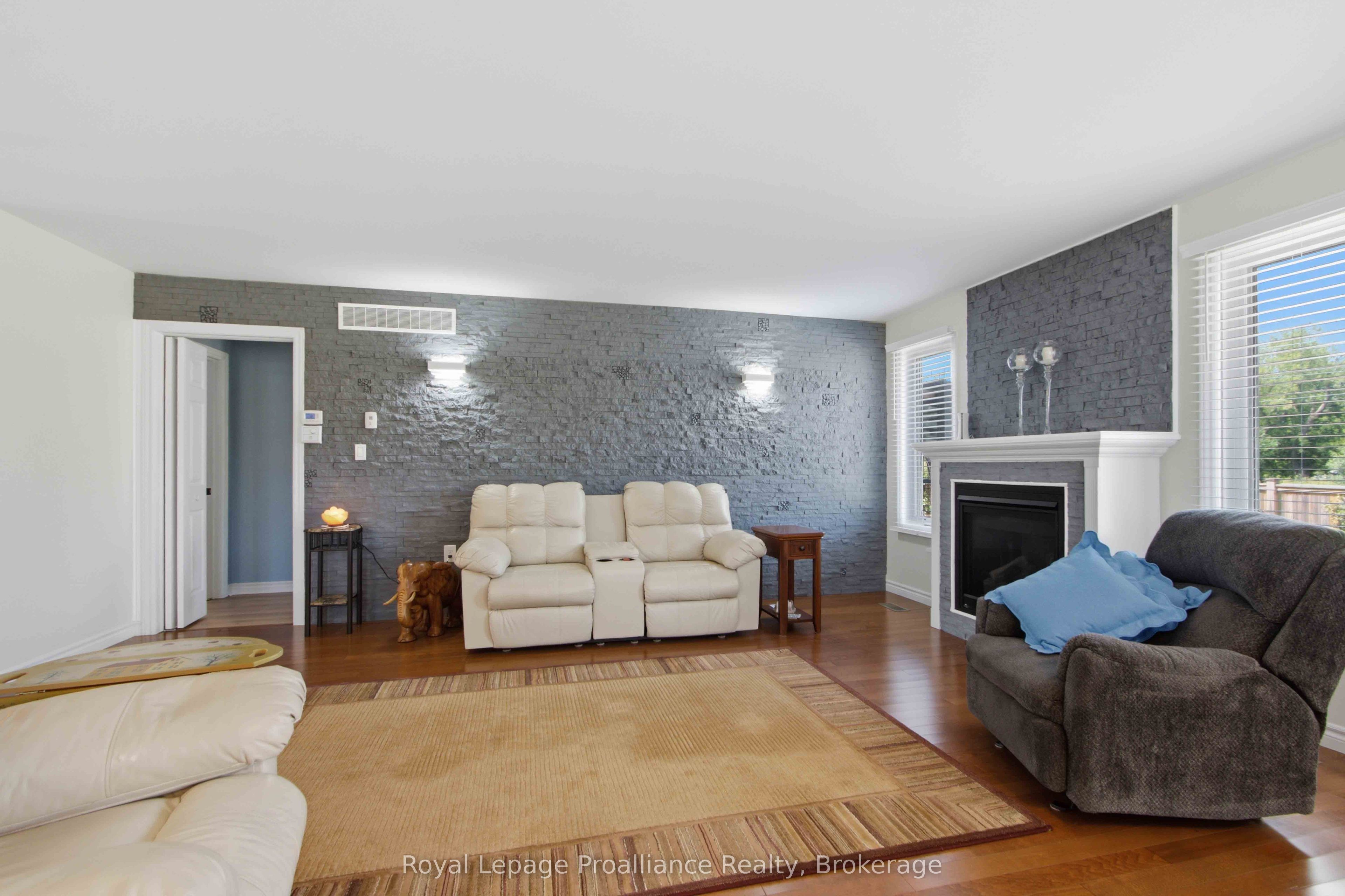 48 Ward Drive Property Photo 11