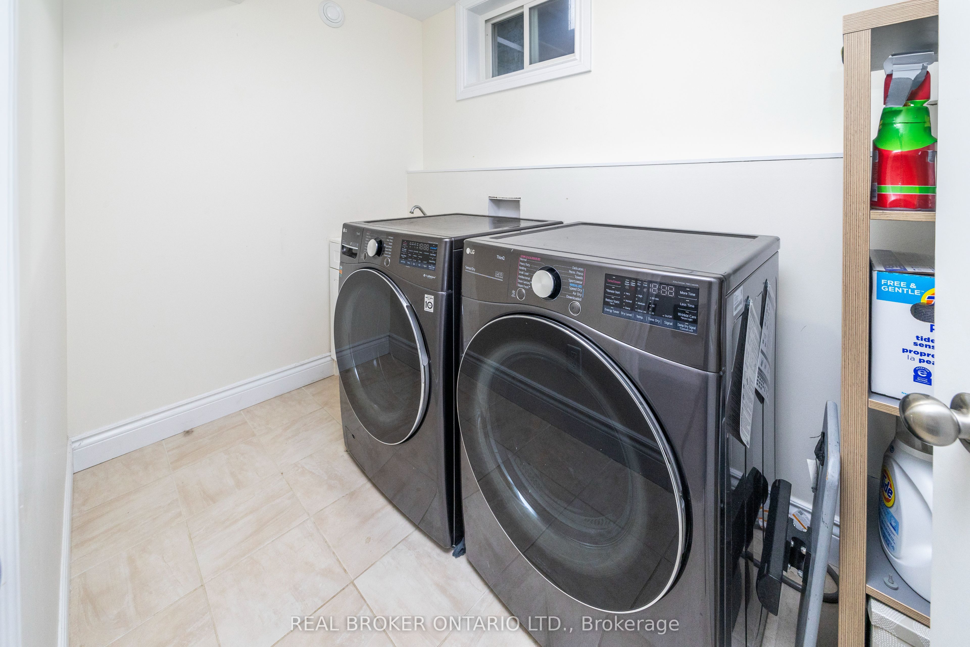 6 Francis Street Property Photo 39