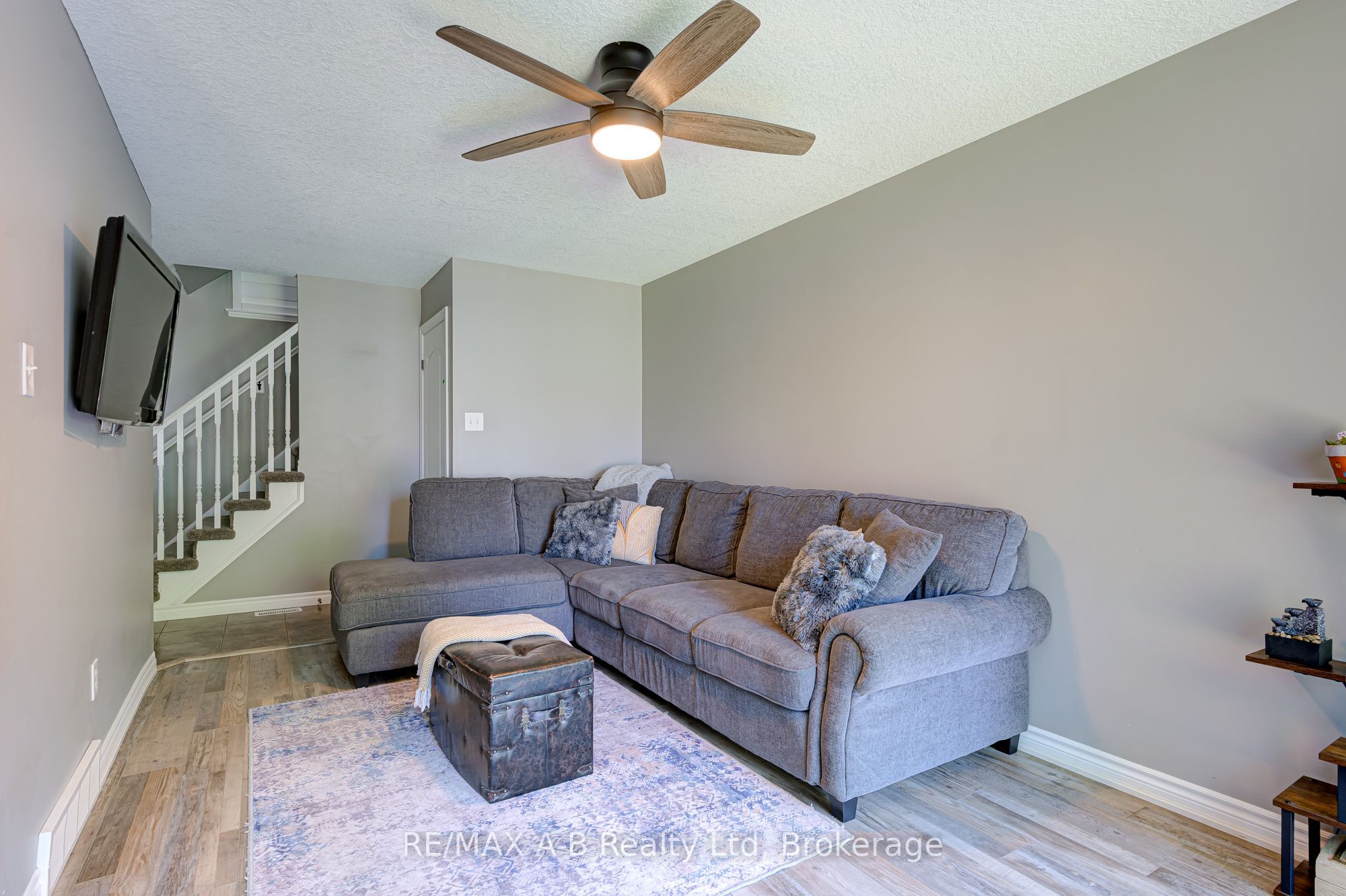 280 Railway Avenue Property Photo 22