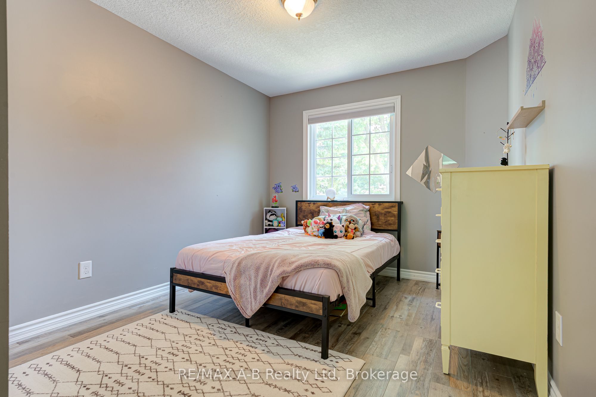 280 Railway Avenue Property Photo 32