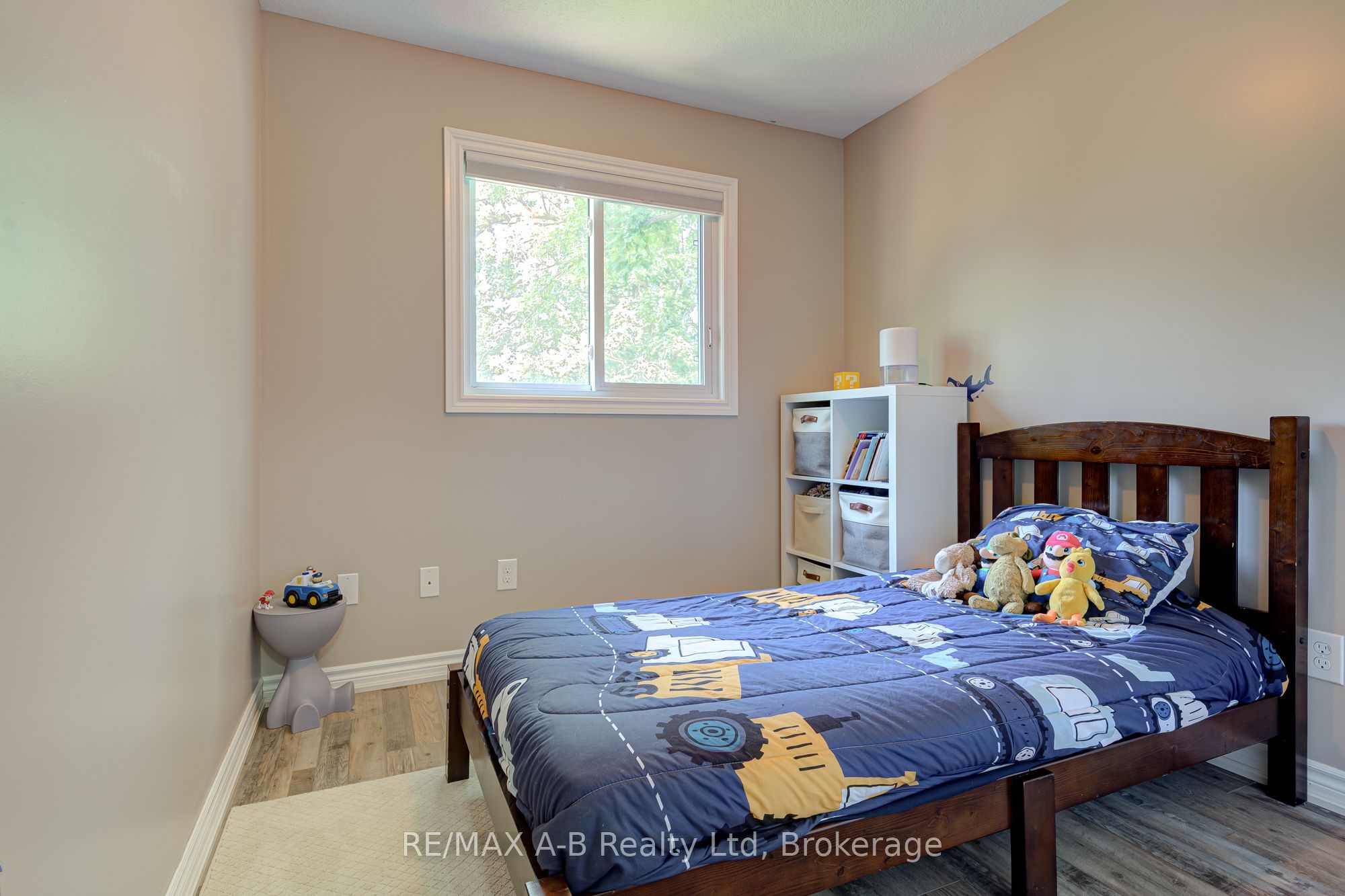 280 Railway Avenue Property Photo 38