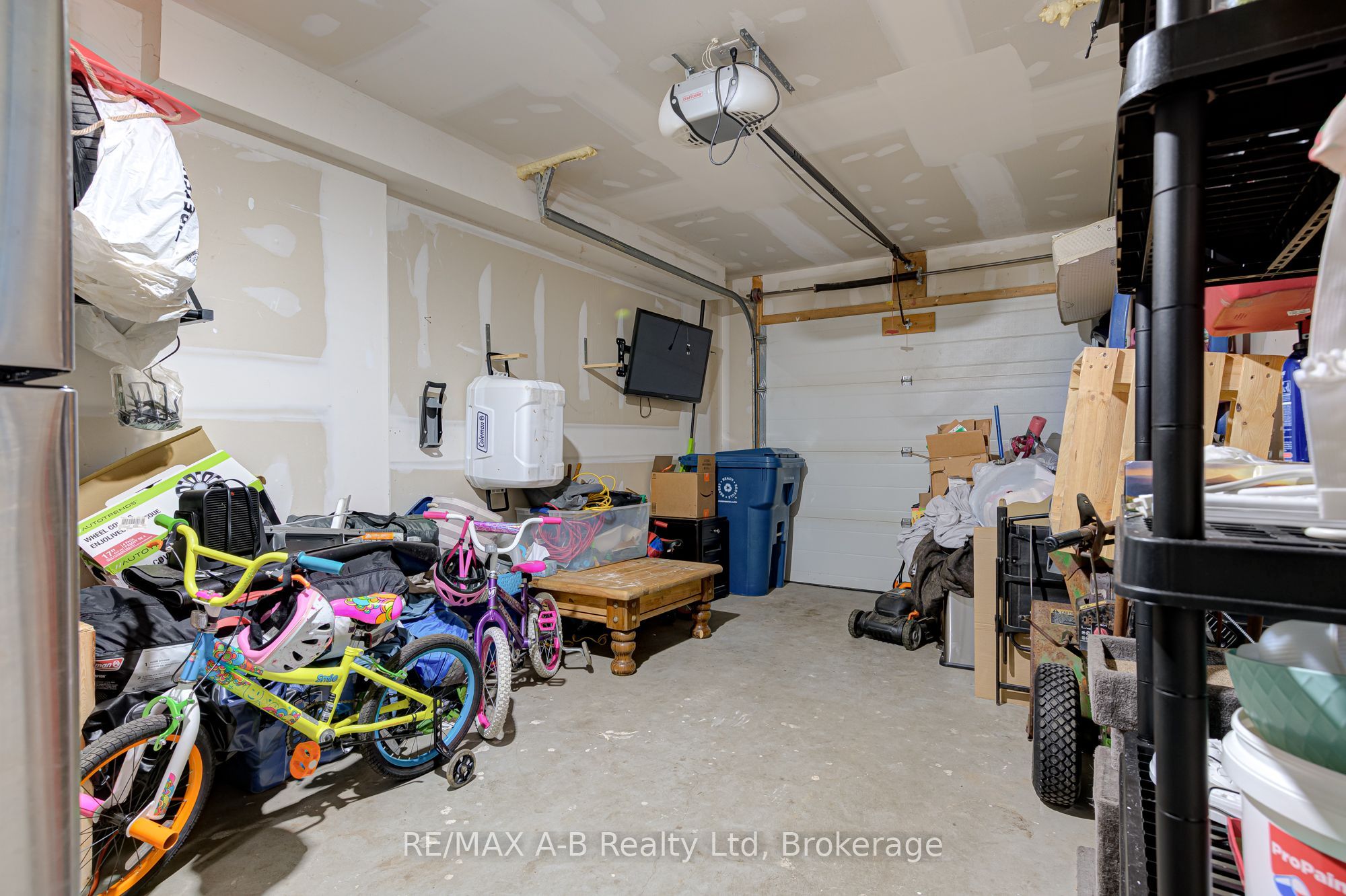 280 Railway Avenue Property Photo 43