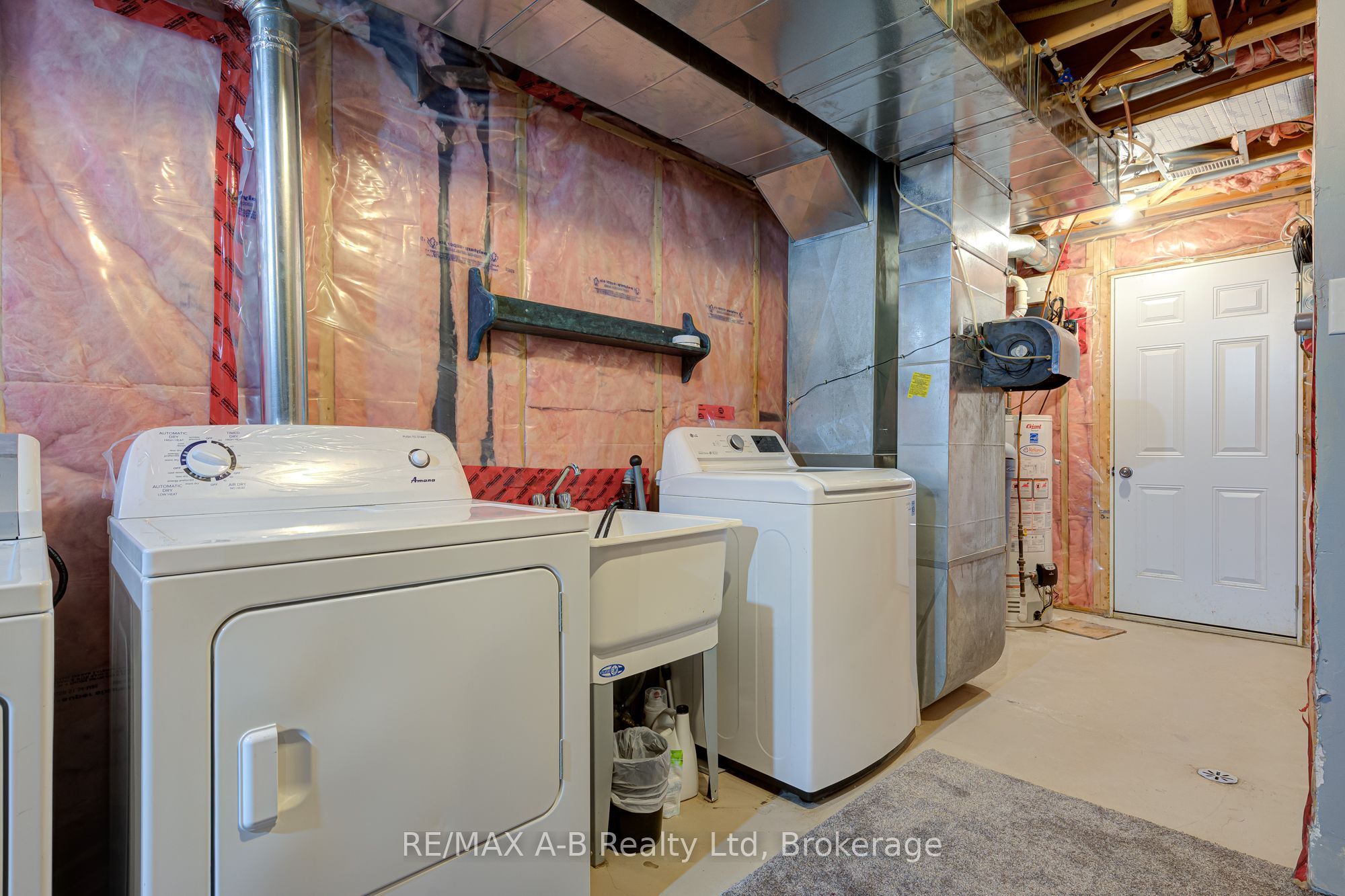 280 Railway Avenue Property Photo 48