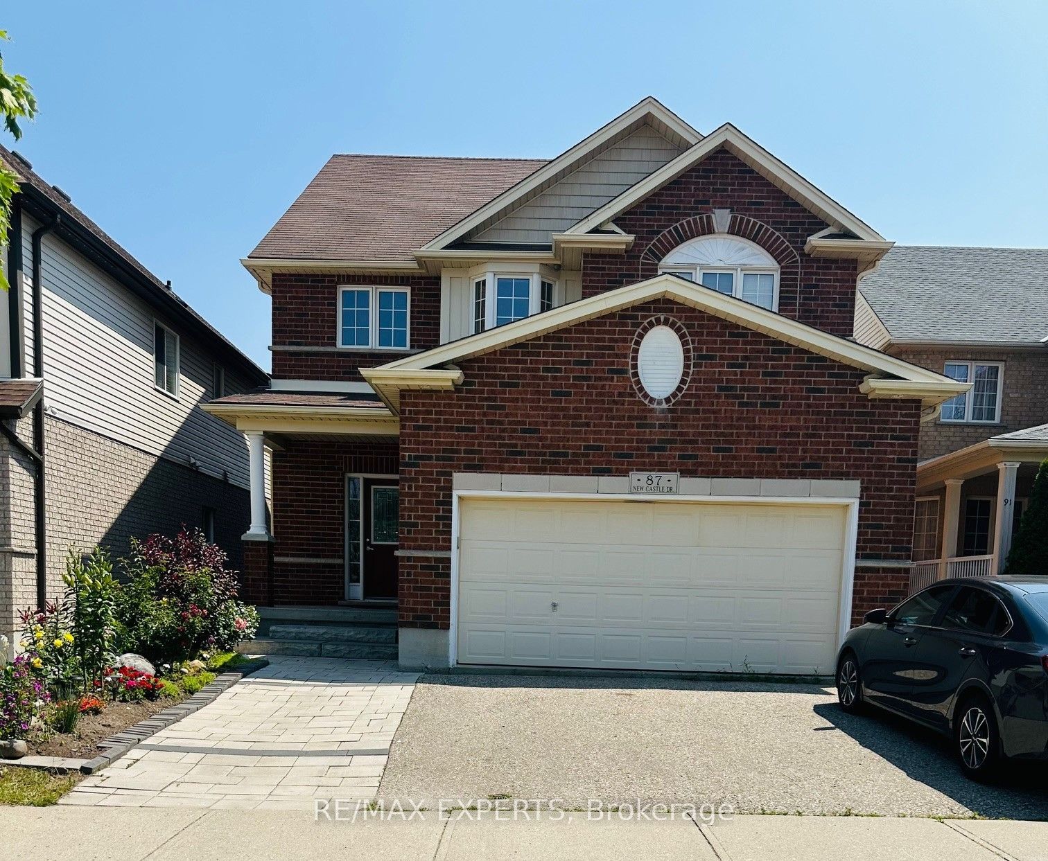 87 Newcastle Drive W Property Photo 1