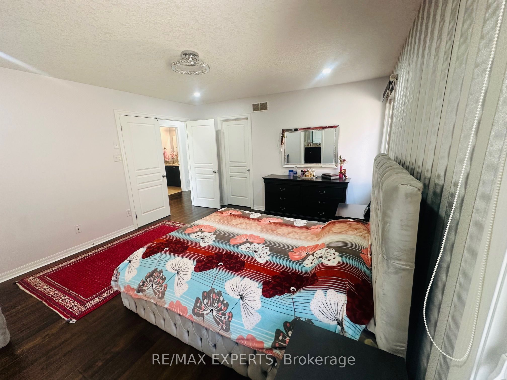 87 Newcastle Drive W Property Photo 16