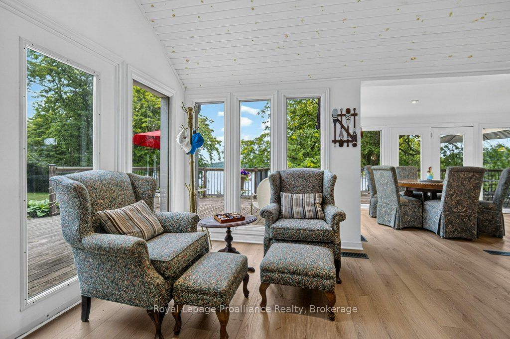 8477 Shearer Point Road Property Photo 6
