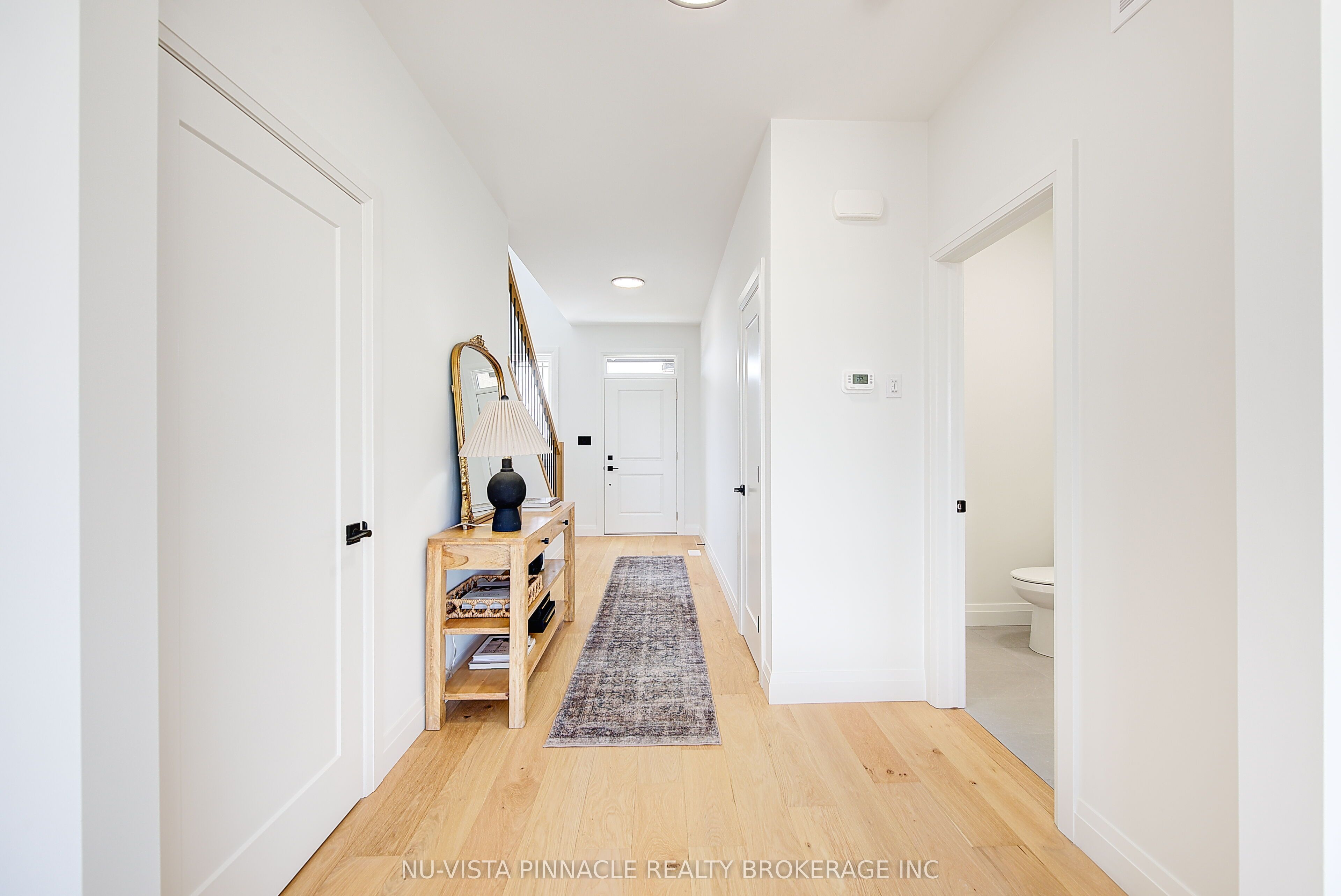 10 Woodmere Path Property Photo 3