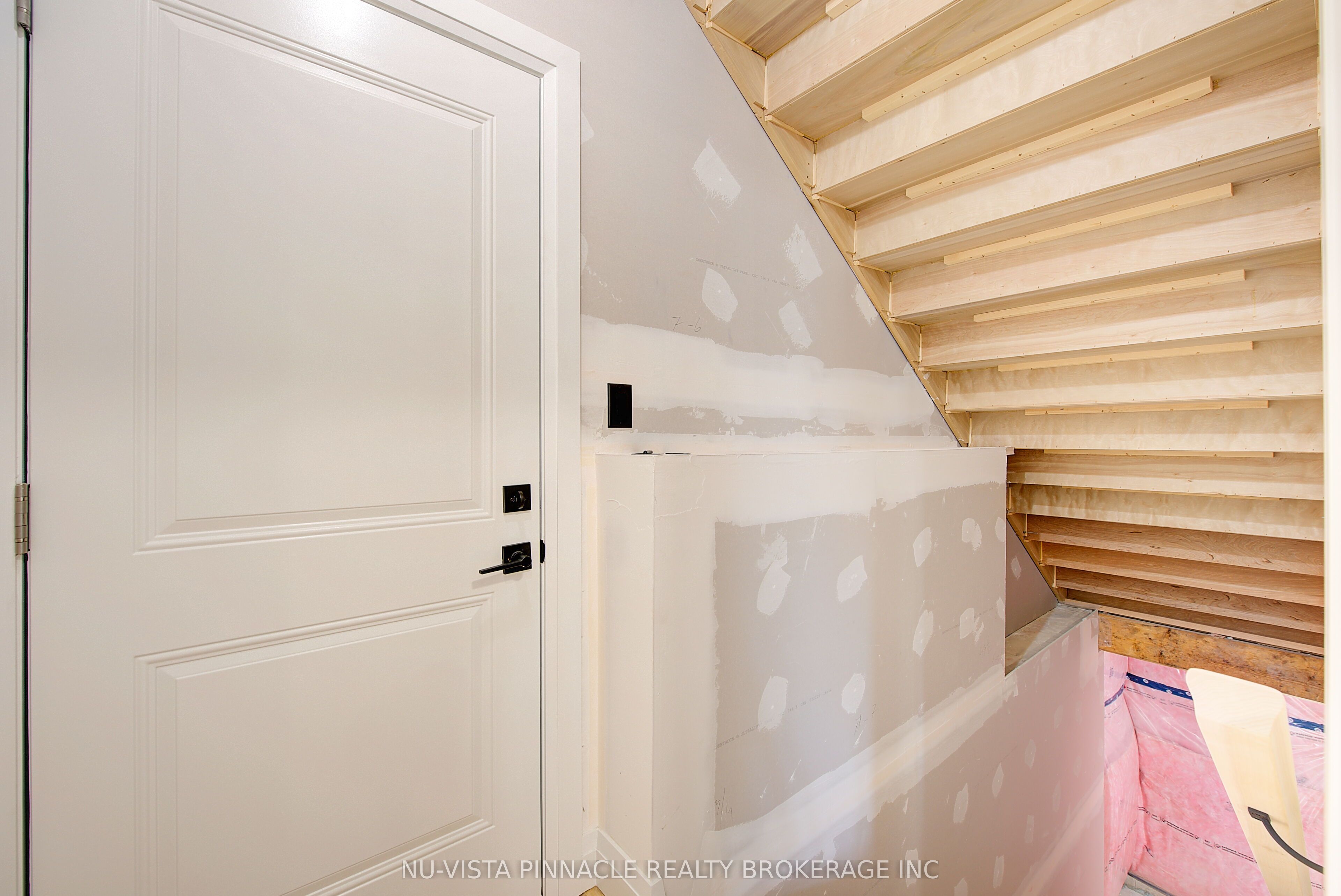 10 Woodmere Path Property Photo 33
