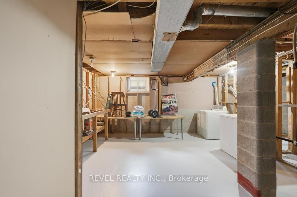 16 Carrington Court Property Photo 22
