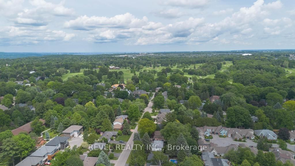 16 Carrington Court Property Photo 29