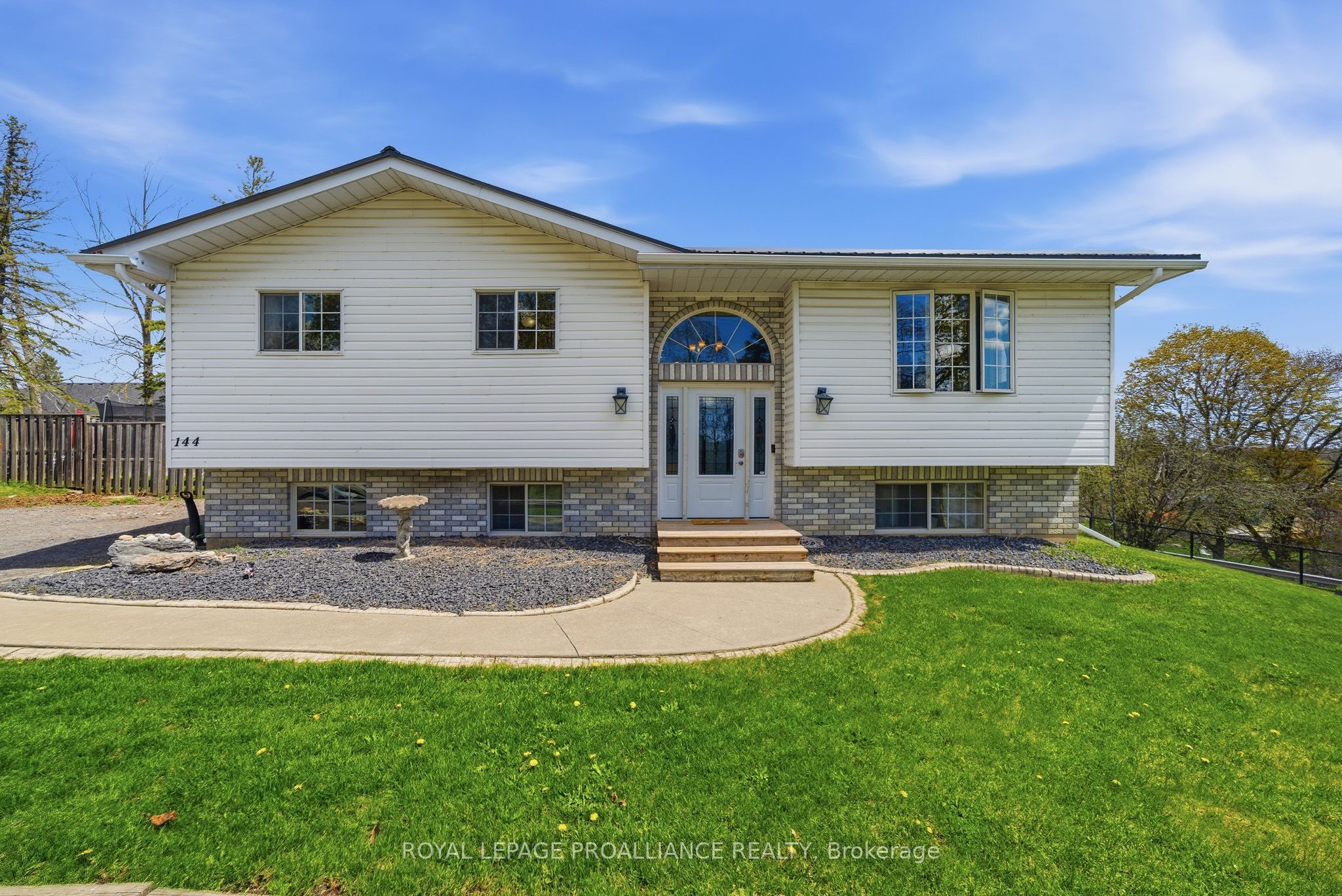 144 Centre Street Property Photo 6