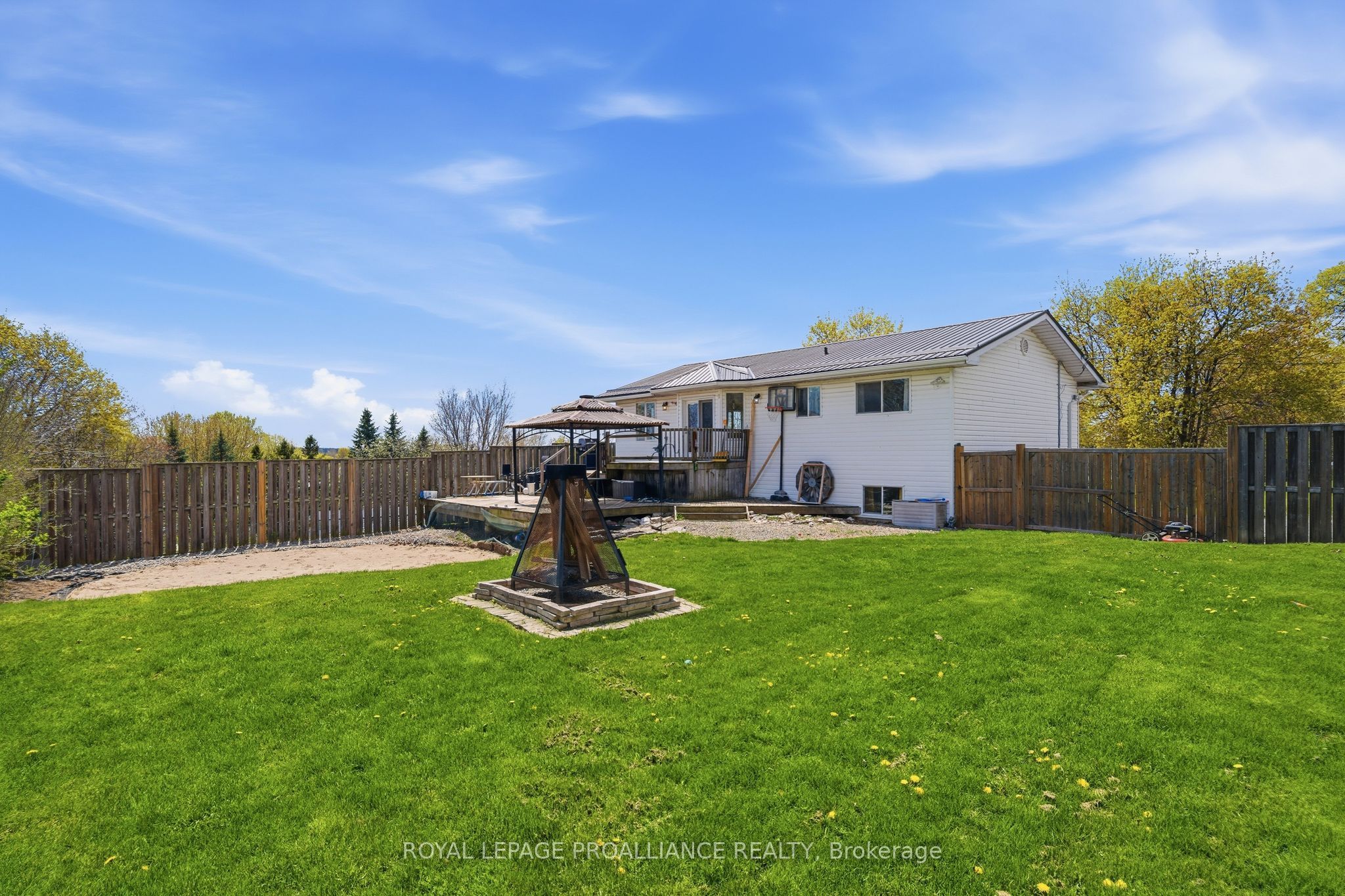 144 Centre Street Property Photo 46