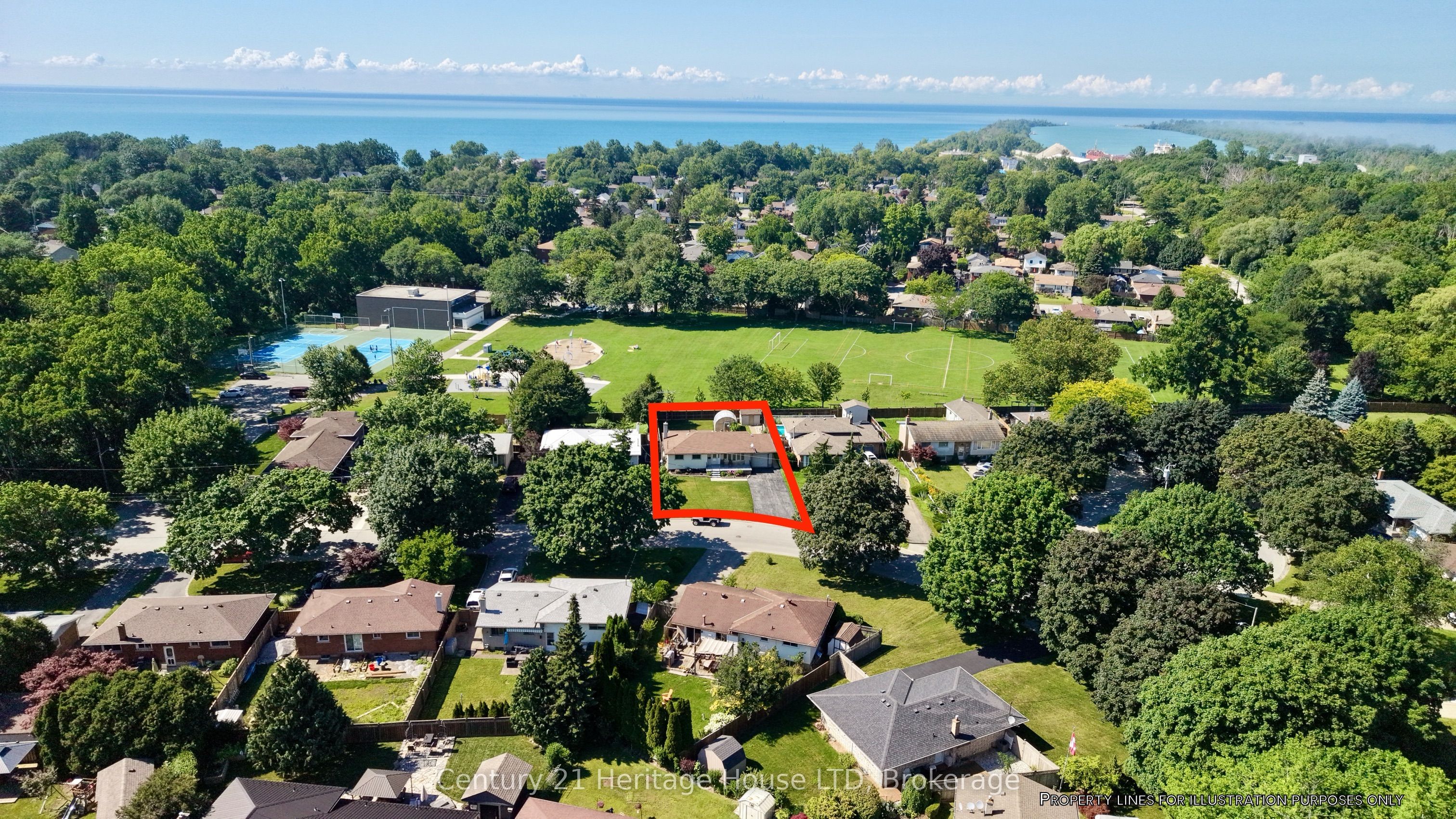 64 Croydon Drive Property Photo 1