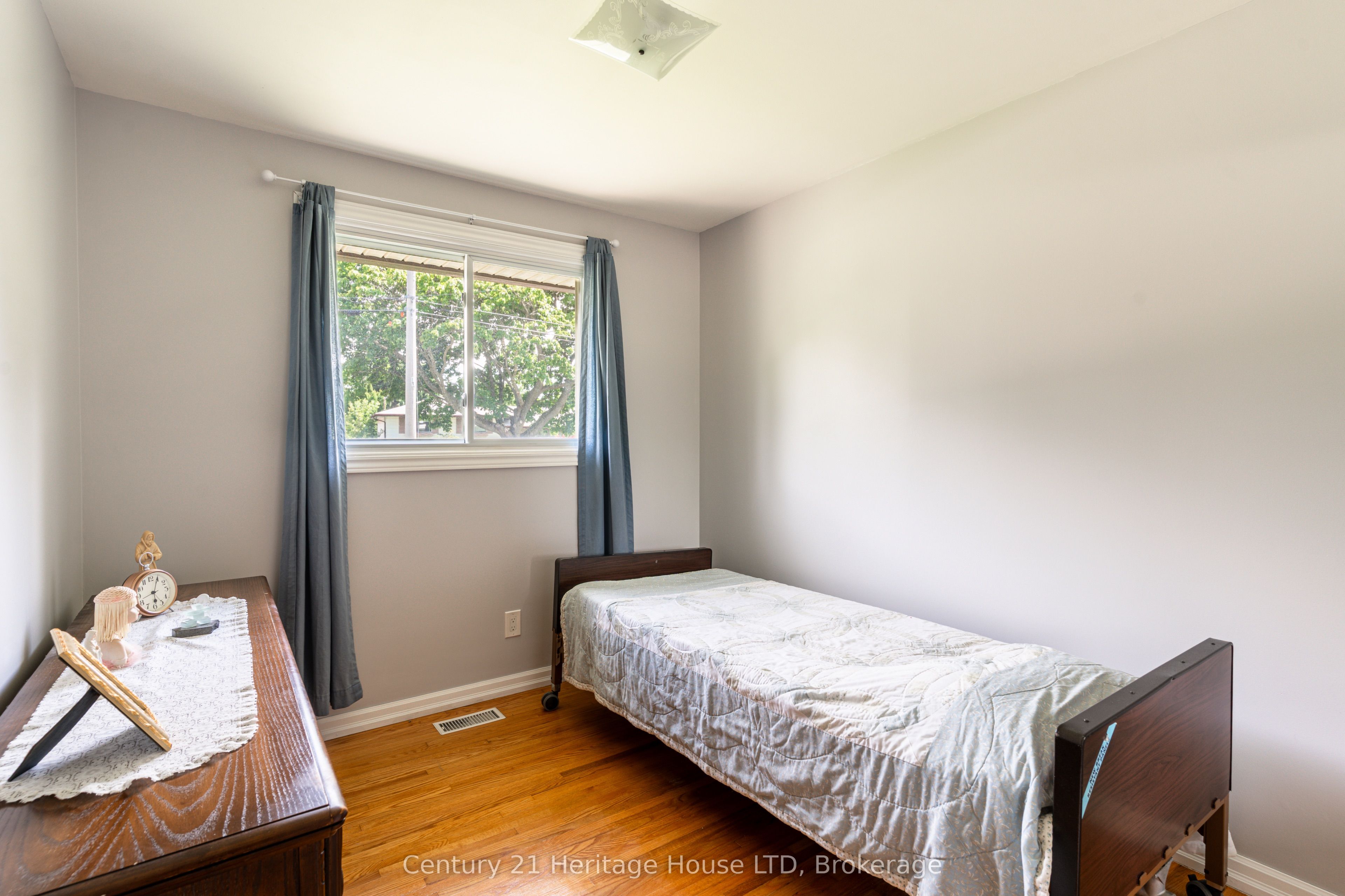 64 Croydon Drive Property Photo 18