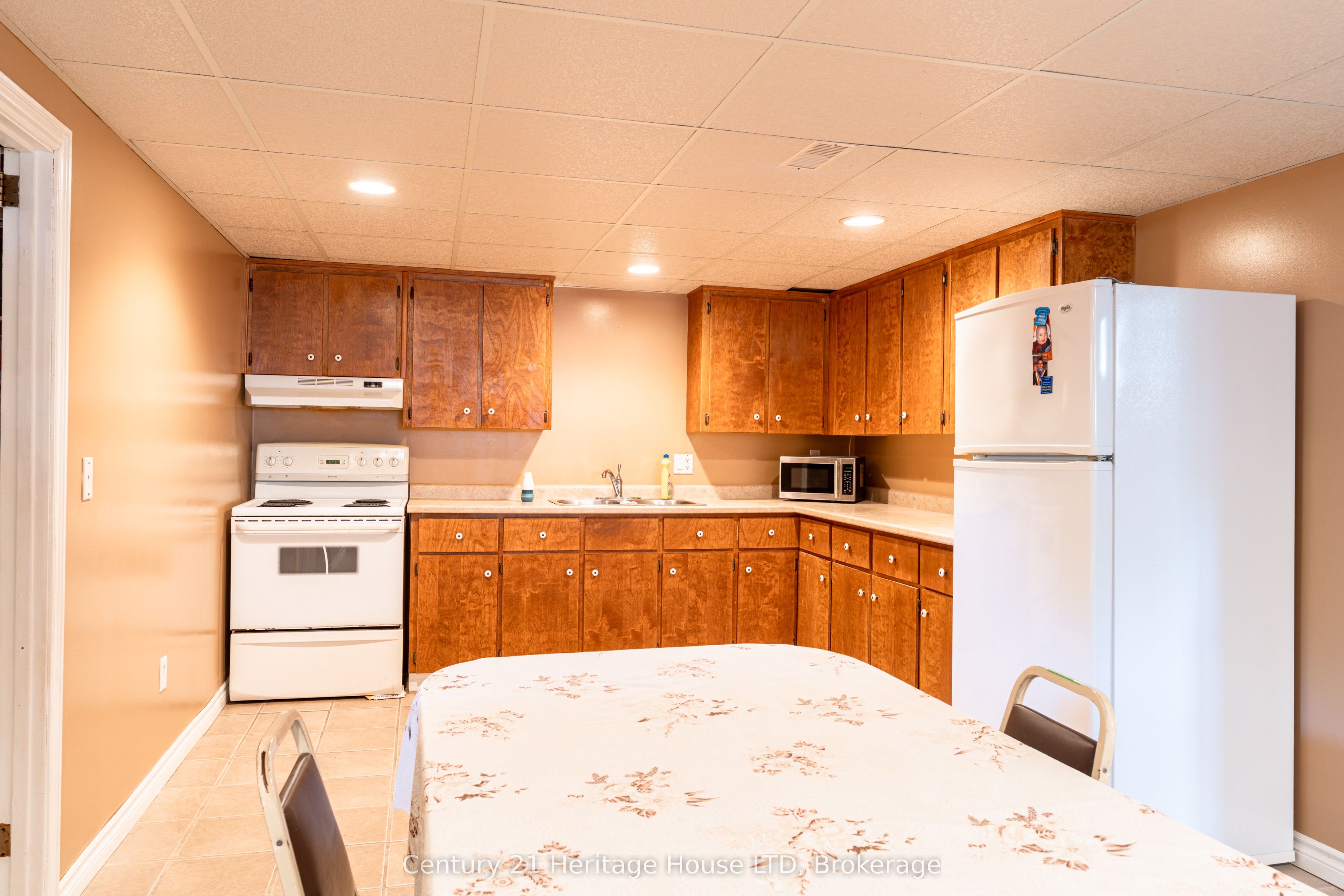 64 Croydon Drive Property Photo 26