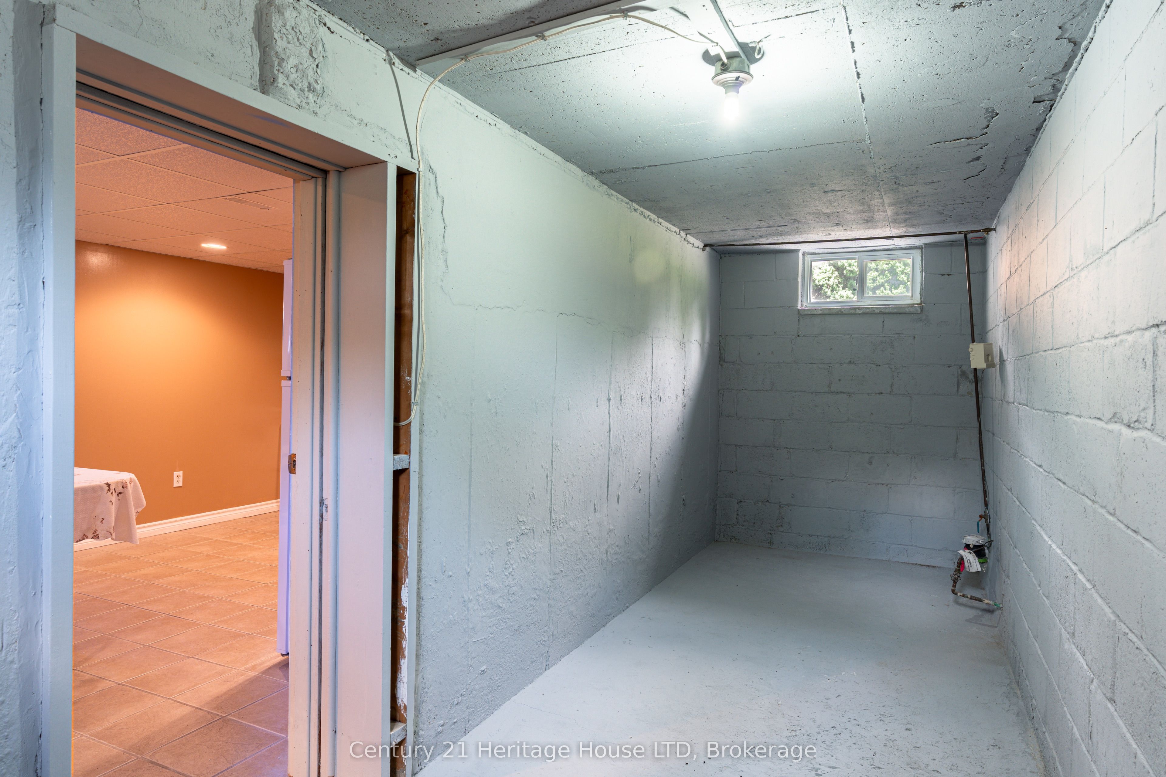 64 Croydon Drive Property Photo 28