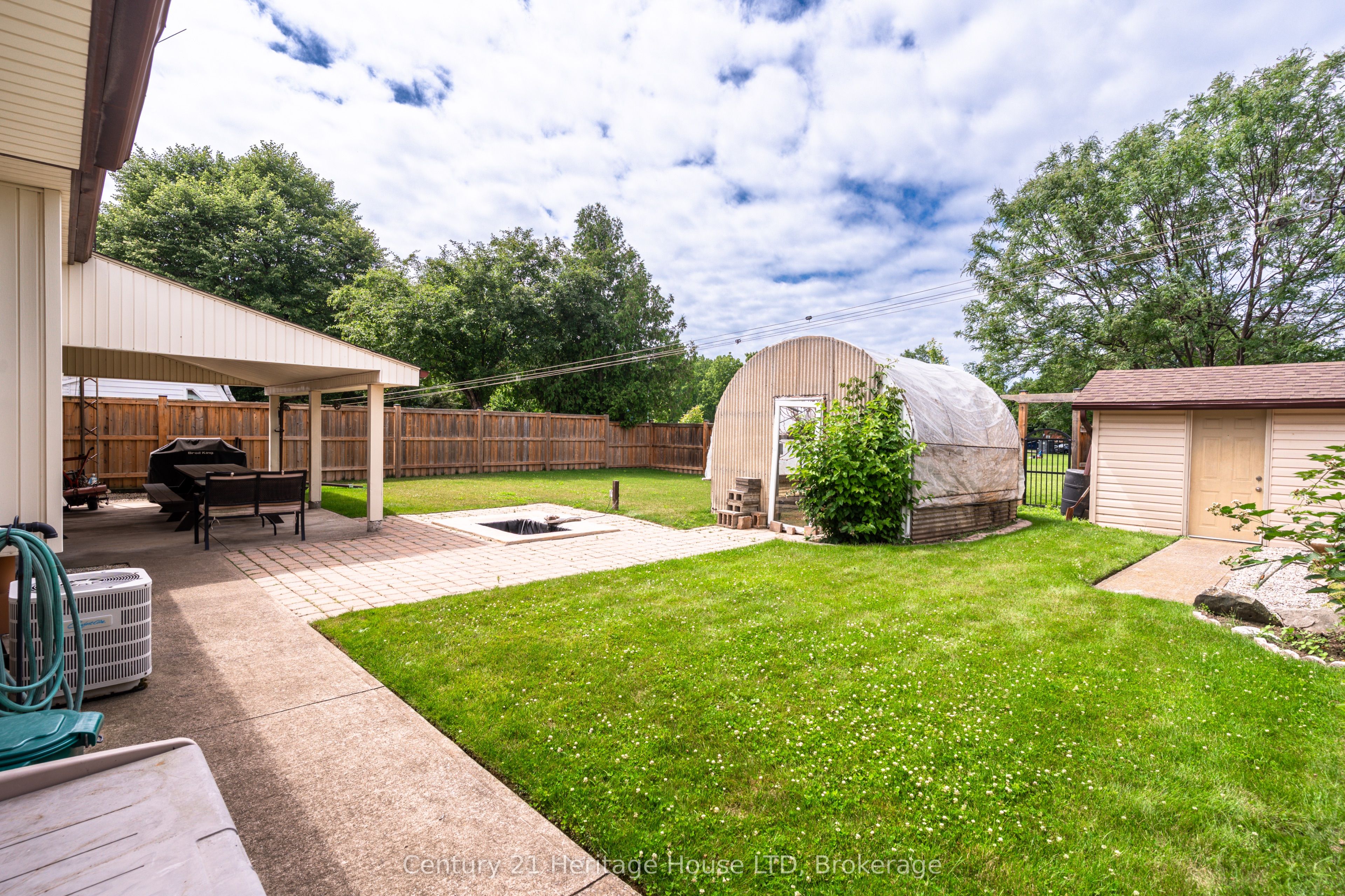 64 Croydon Drive Property Photo 33