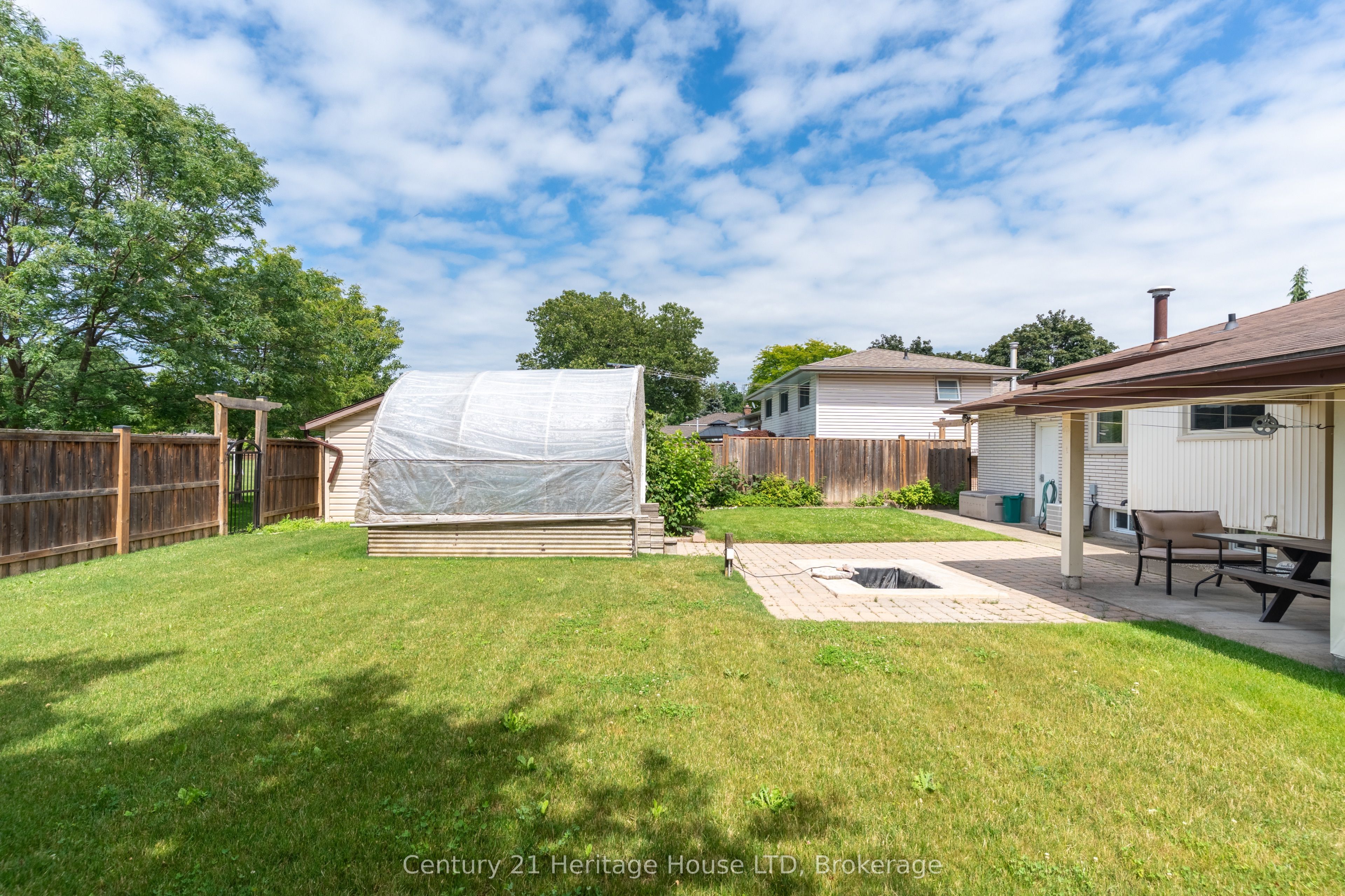 64 Croydon Drive Property Photo 35