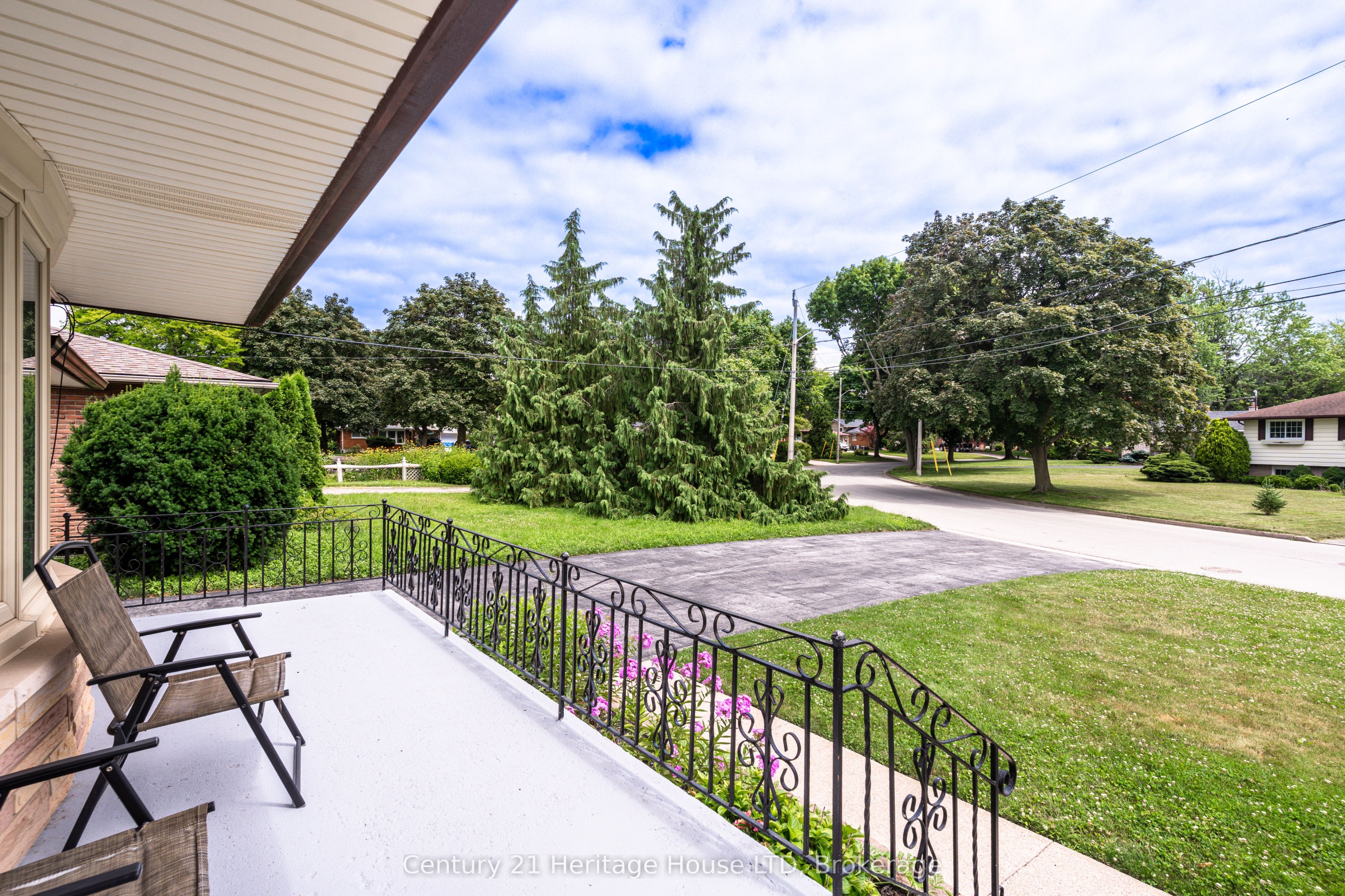 64 Croydon Drive Property Photo 38