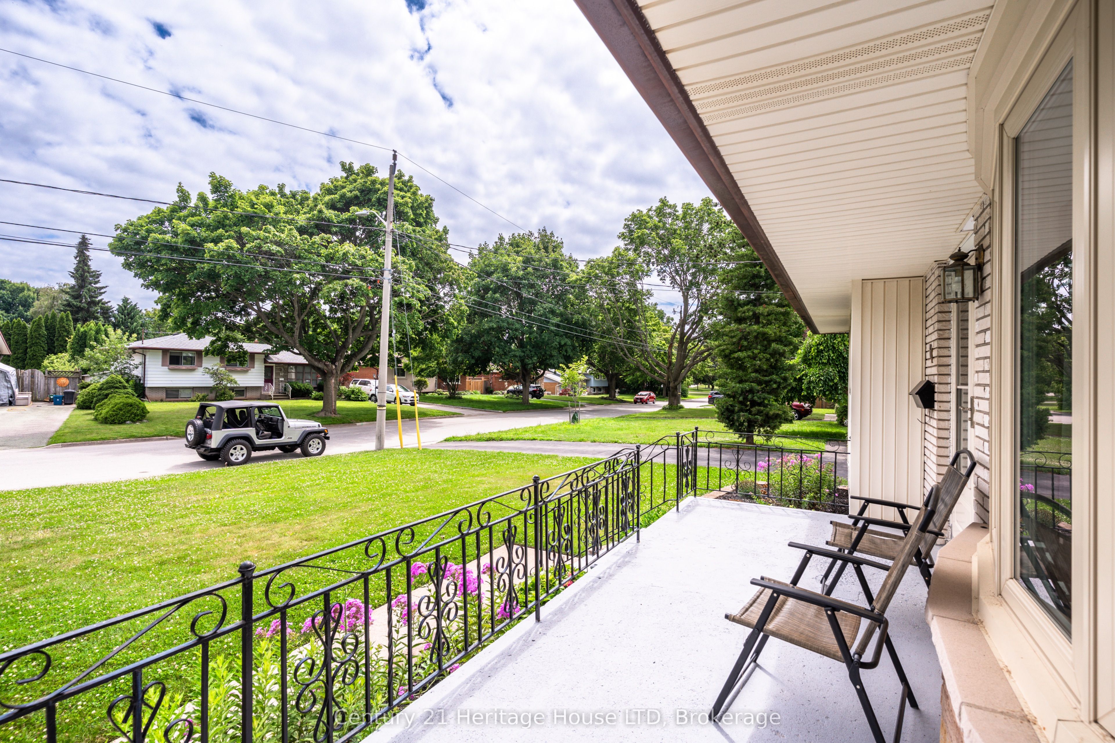 64 Croydon Drive Property Photo 39
