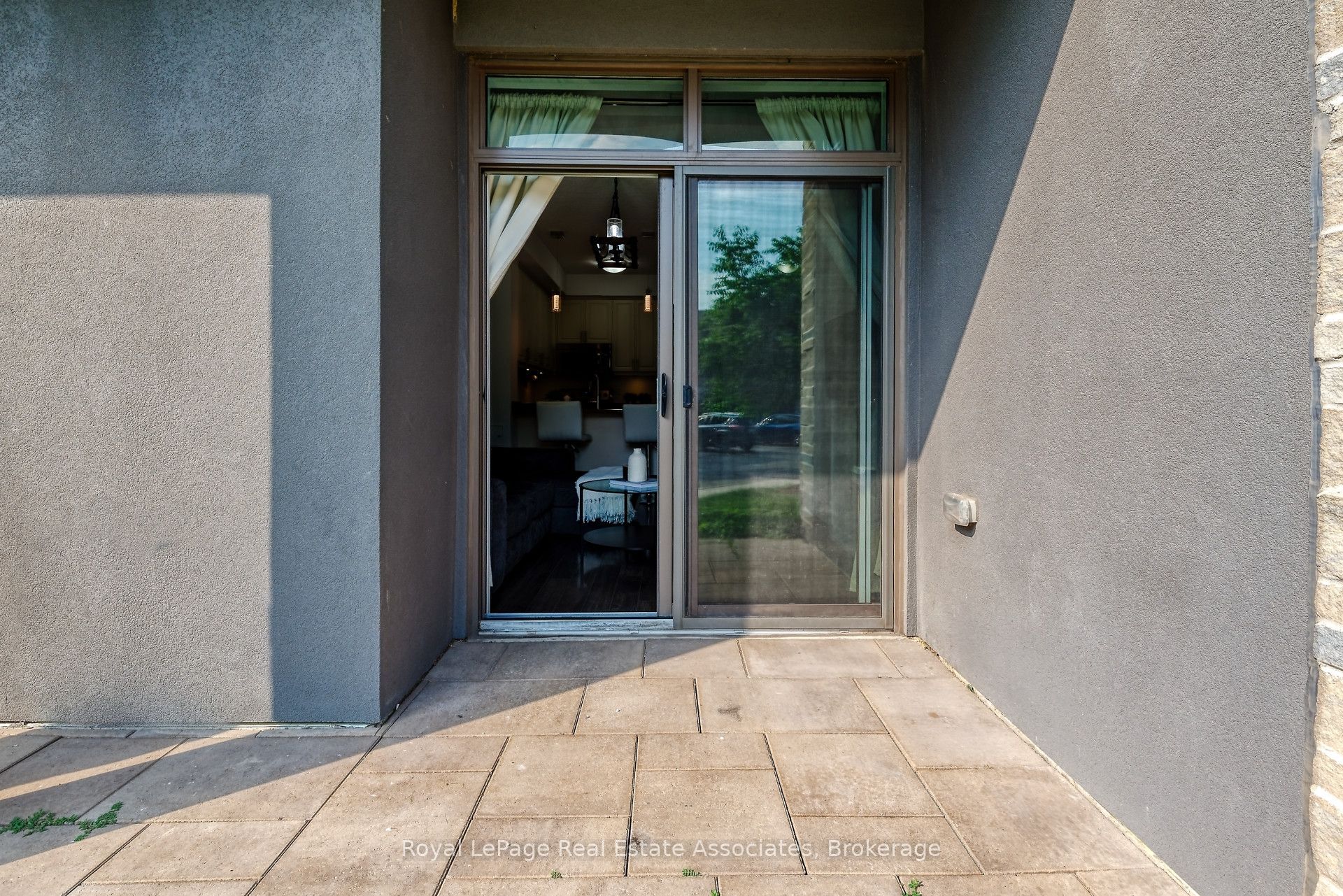 35 Southshore Crescent 111 Property Photo 20
