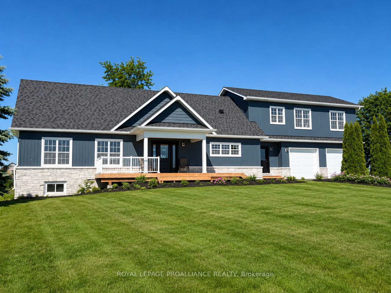 4836 45 Highway Property Photo 1