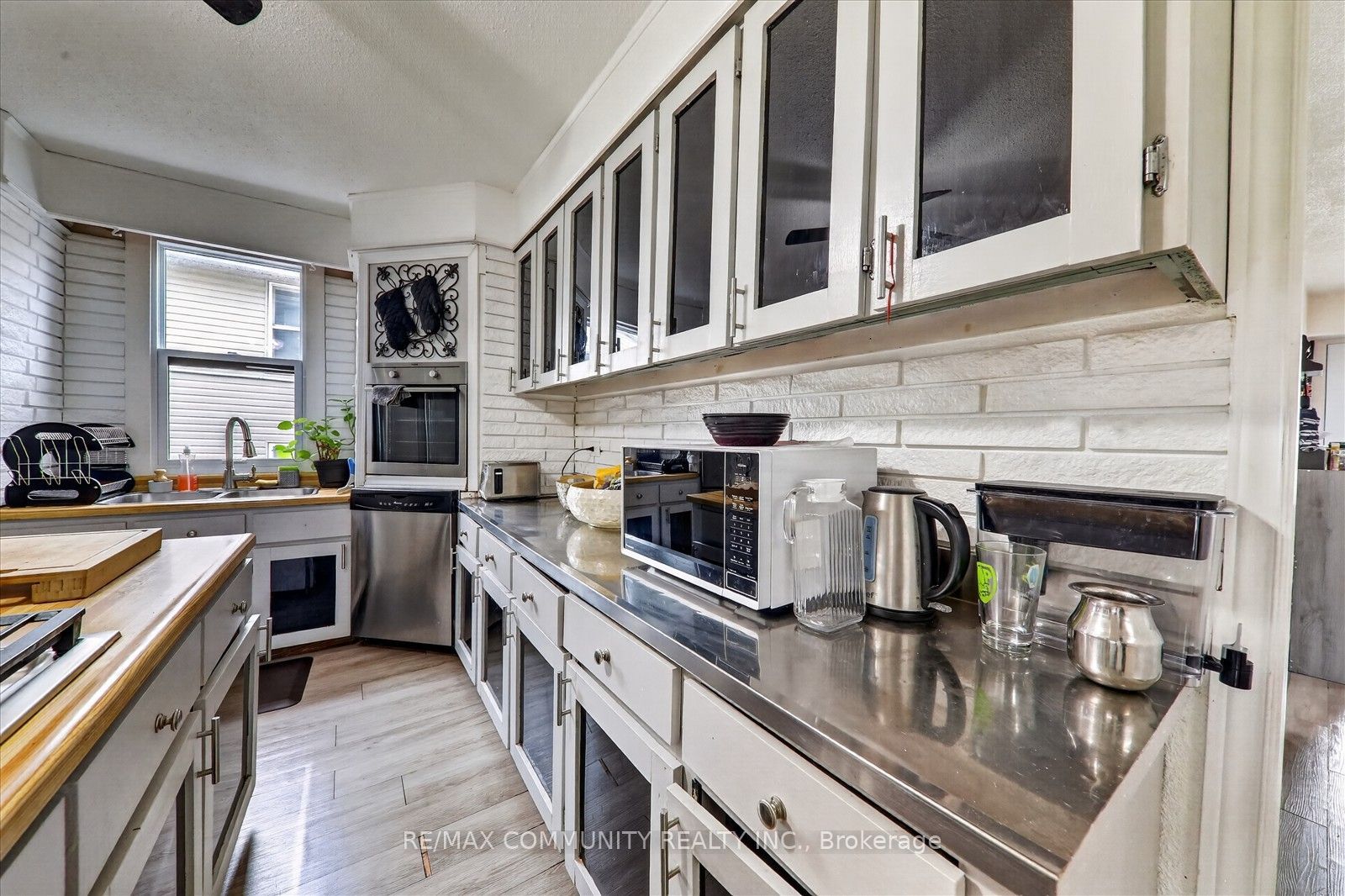 114 Pilkington Street E Property Photo 18