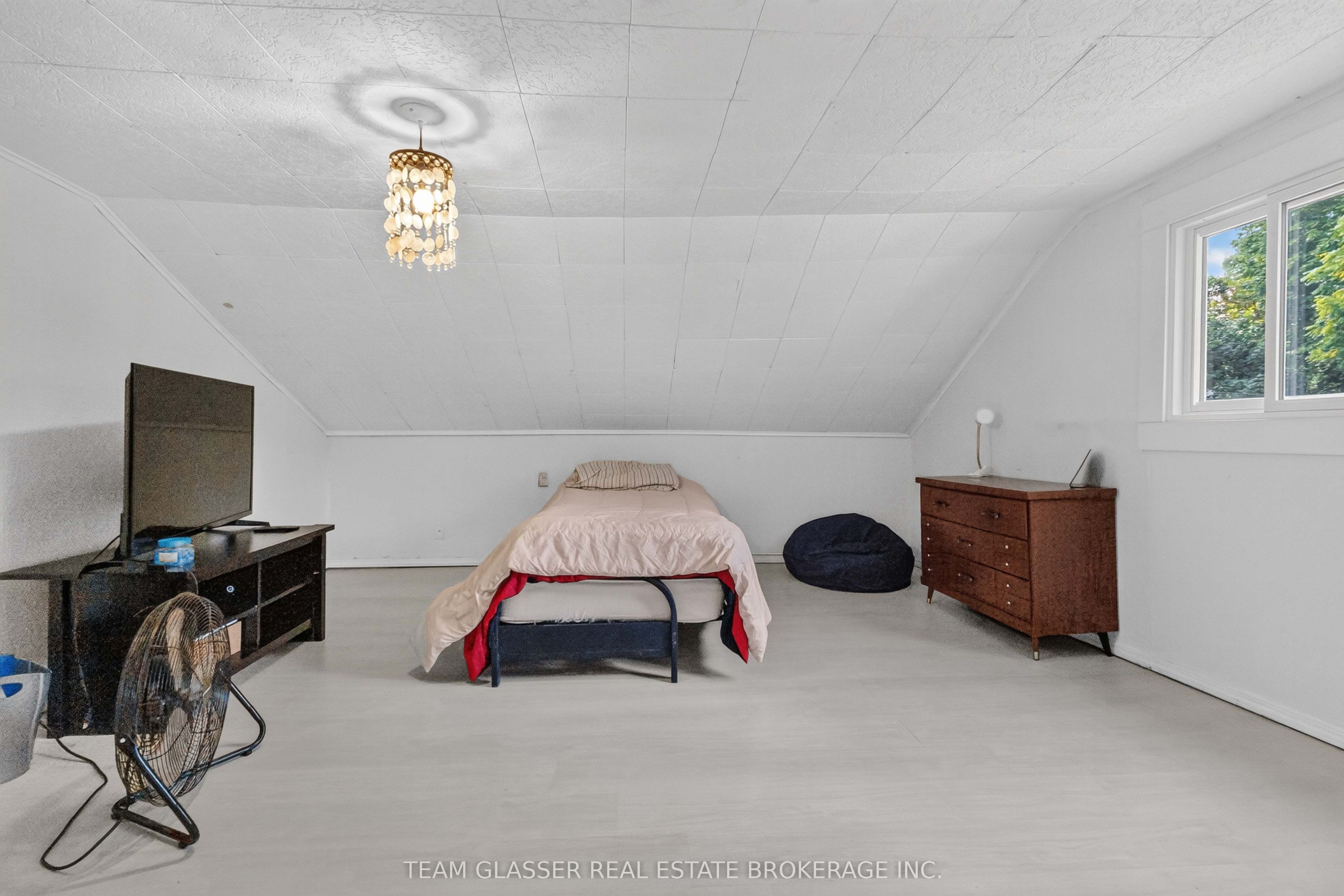118 Inkerman Street Property Photo 31