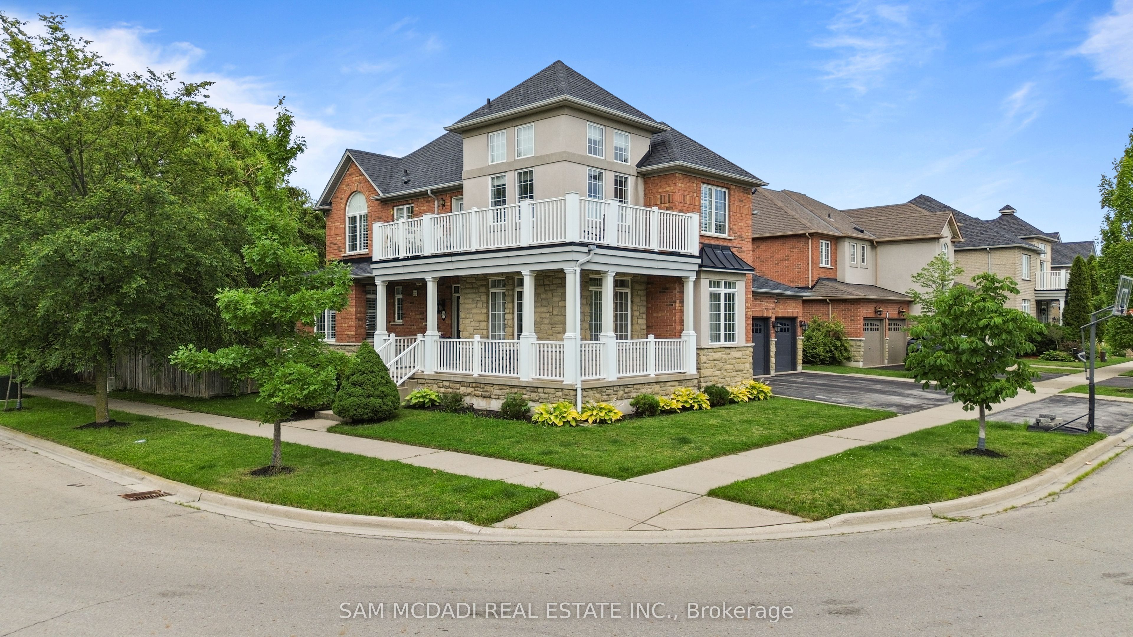 29 Delrosa Way Property Photo 2