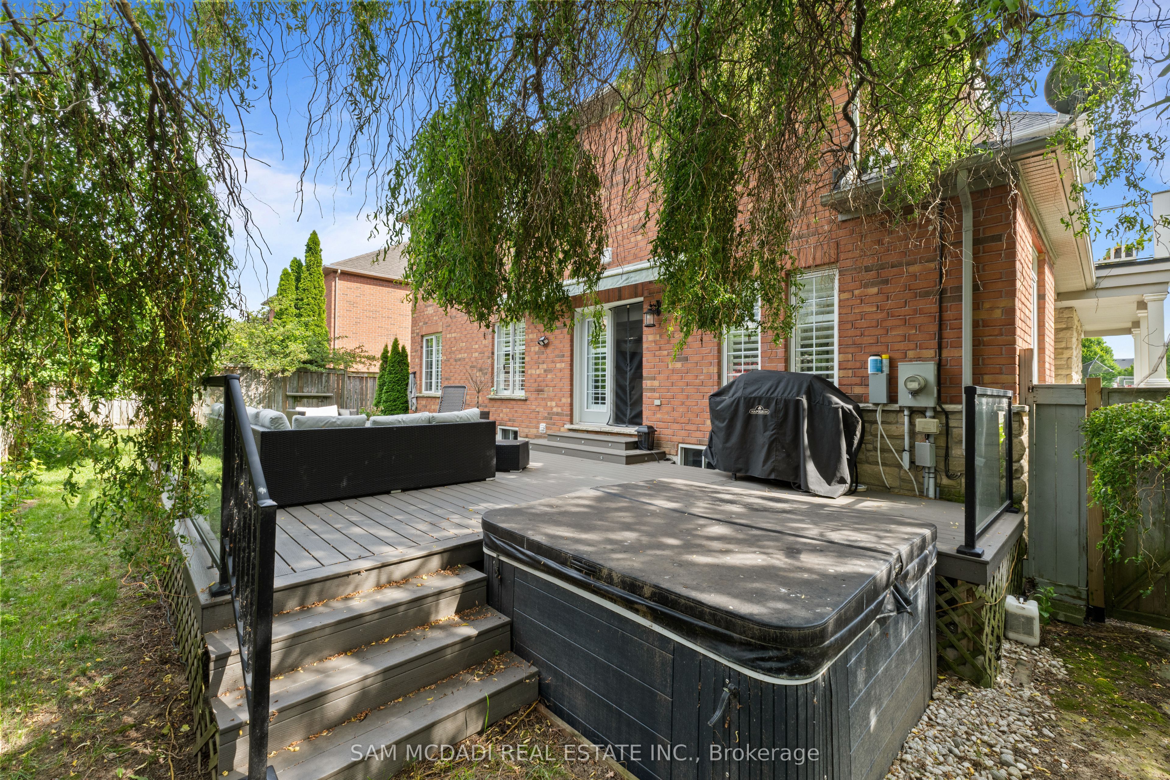 29 Delrosa Way Property Photo 42