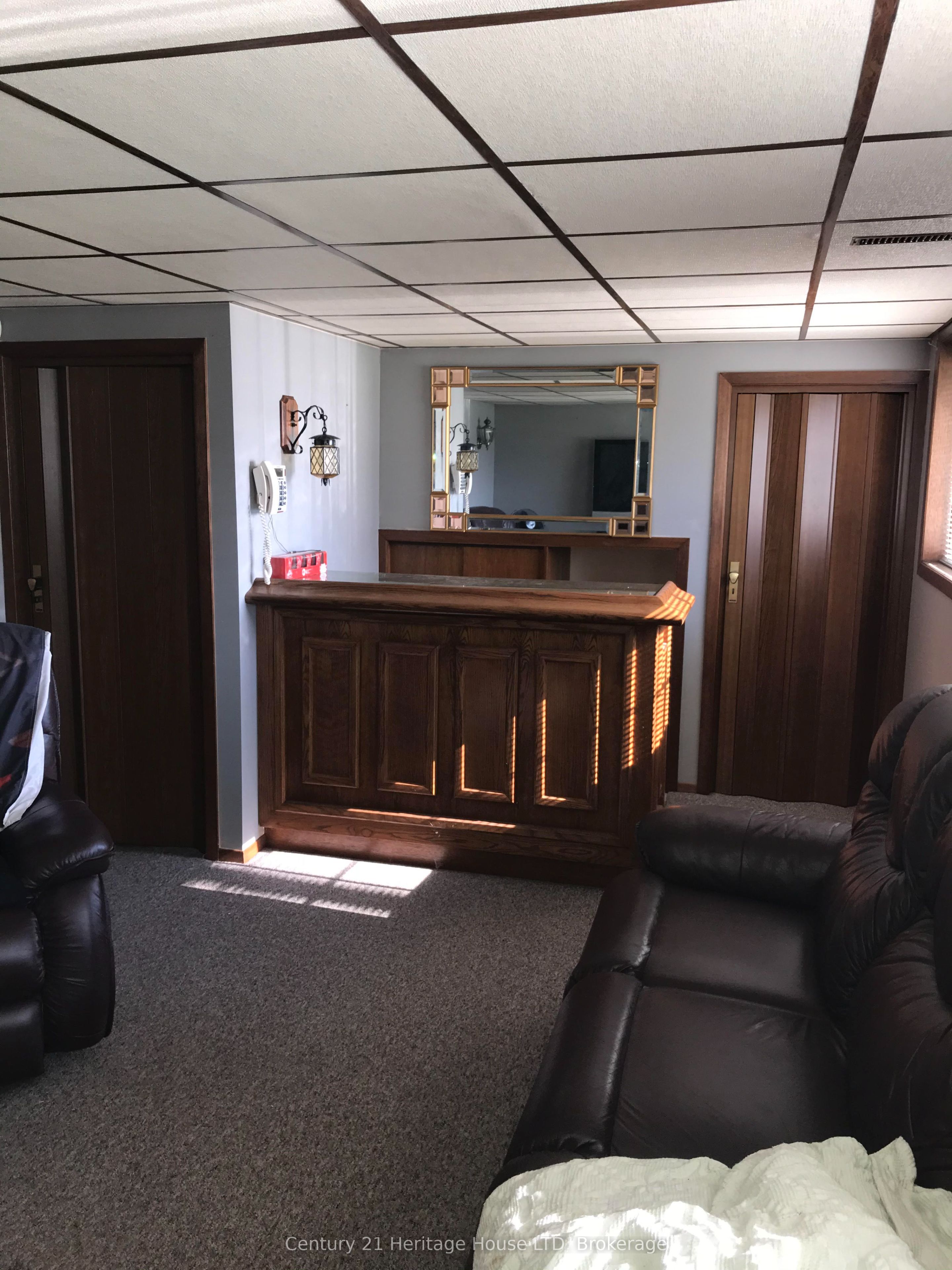 938 Ferndale Avenue Property Photo 16