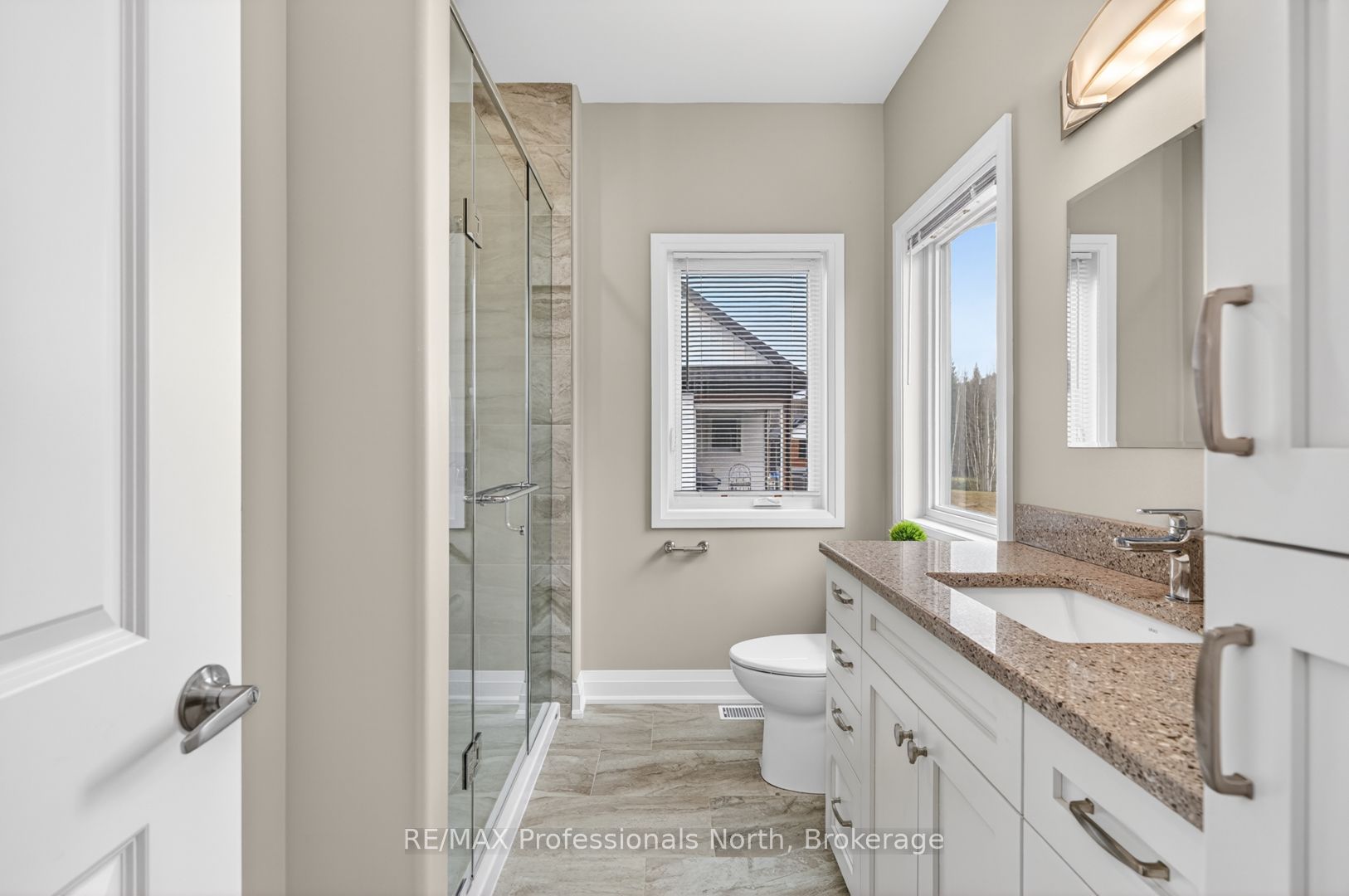 8 Bancroft Ridge Drive Property Photo 27