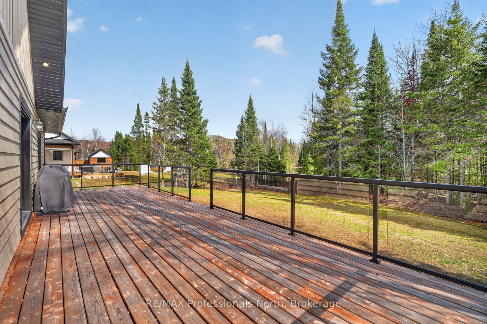8 Bancroft Ridge Drive Property Photo 36