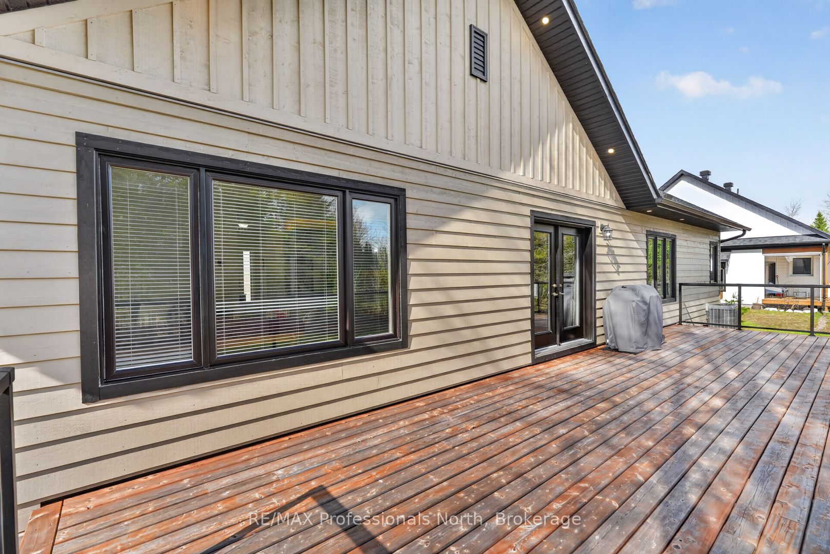 8 Bancroft Ridge Drive Property Photo 37